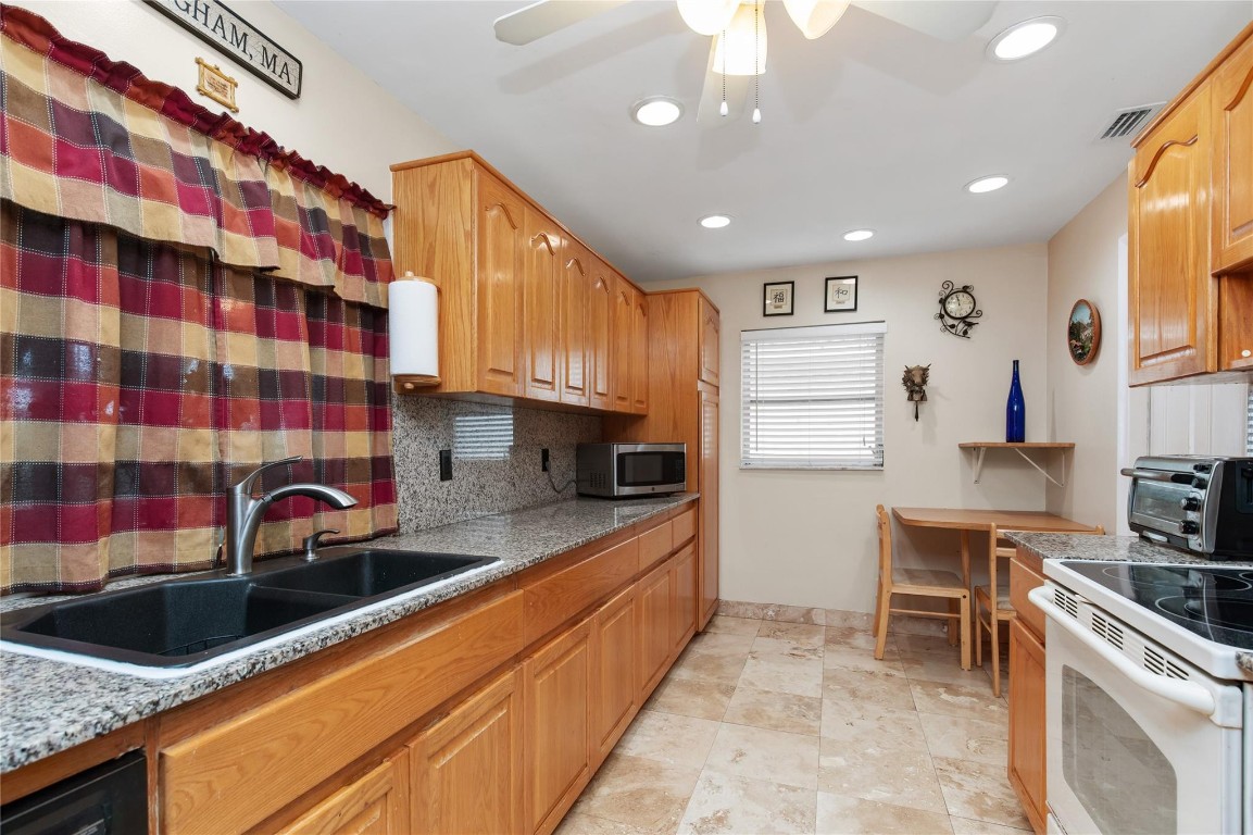 Lauderdale West - Residential