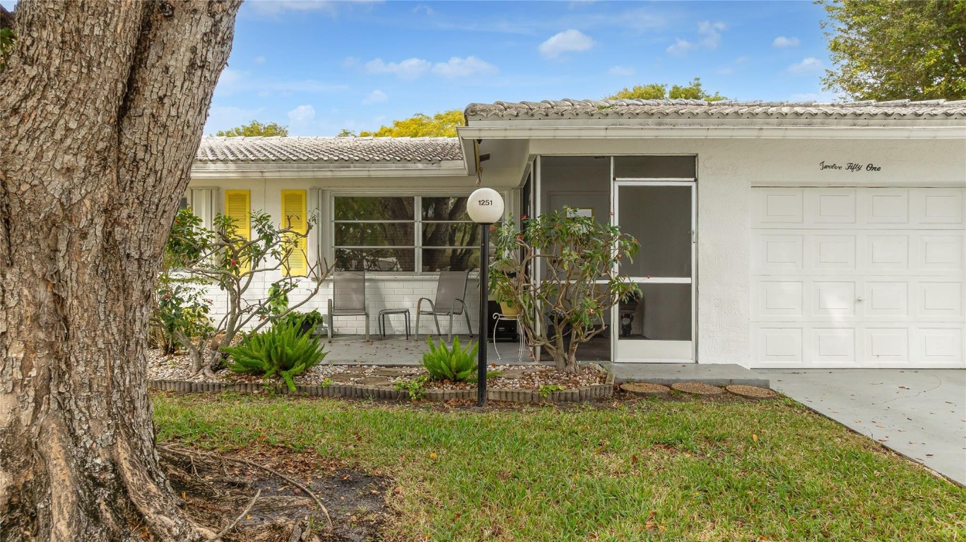 Lauderdale West - Residential