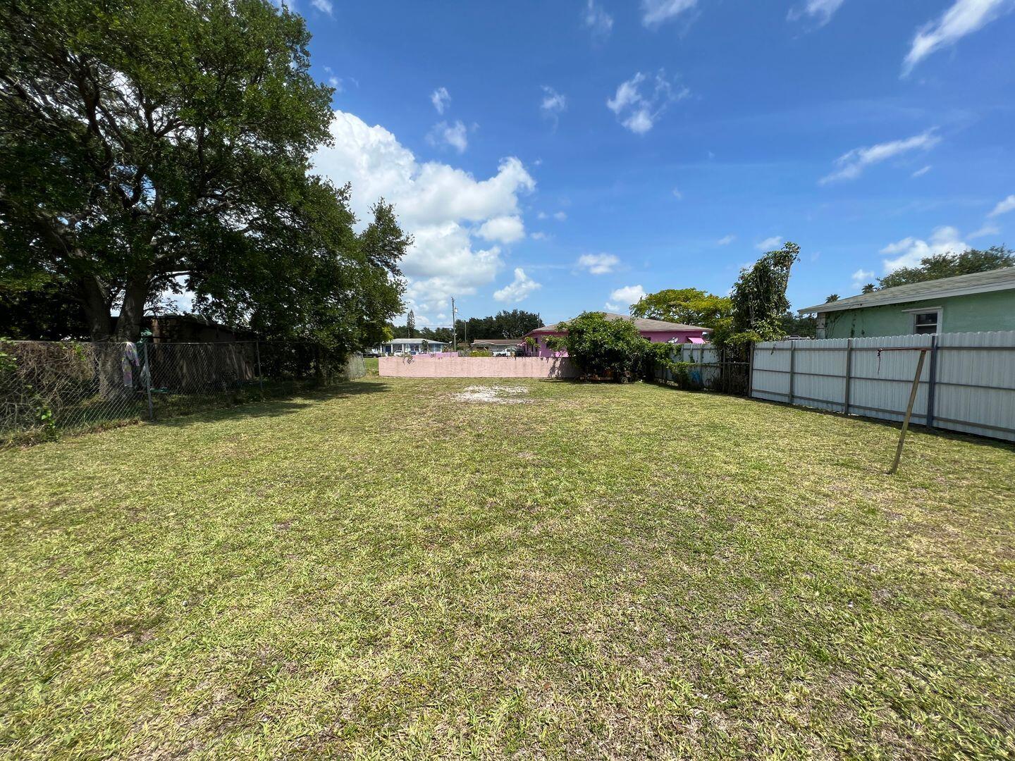 CARVER RANCHES - Residential Lease