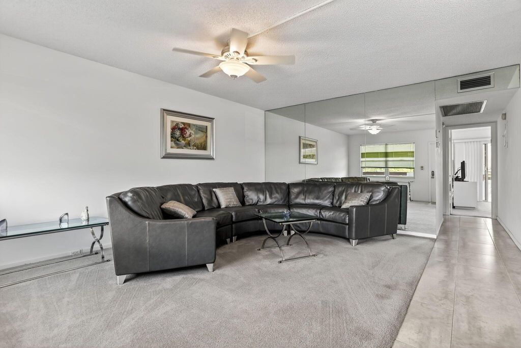 Photo of 328 Richmond C, Deerfield Beach, FL 33442 (MLS # R11110014)