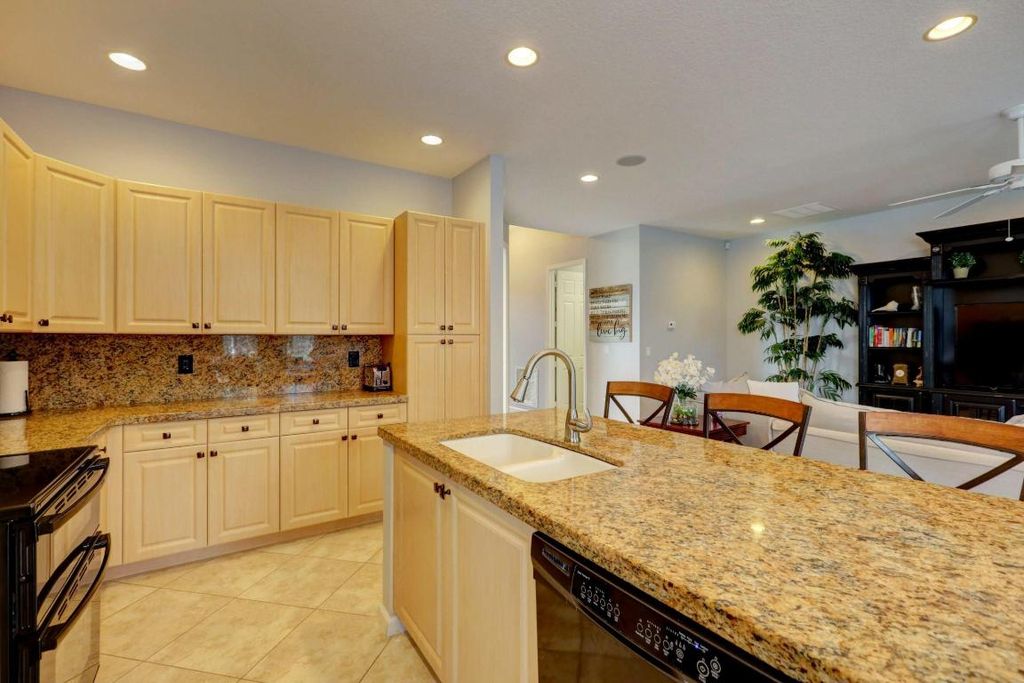 Photo of 12141 SW Bennington Circle, Port Saint Lucie, FL 34987 (MLS # R10974694)