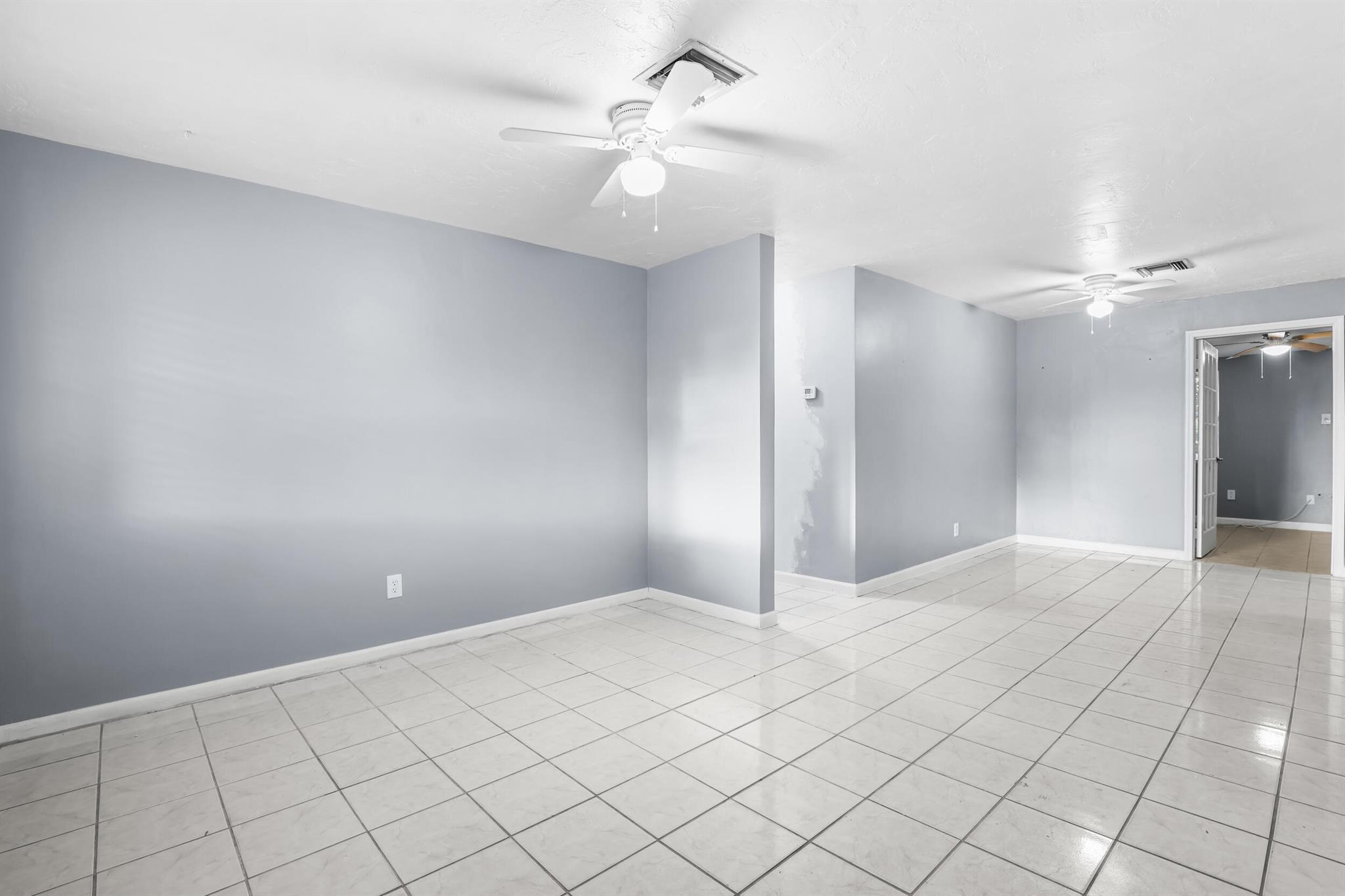 703 Snead Circle