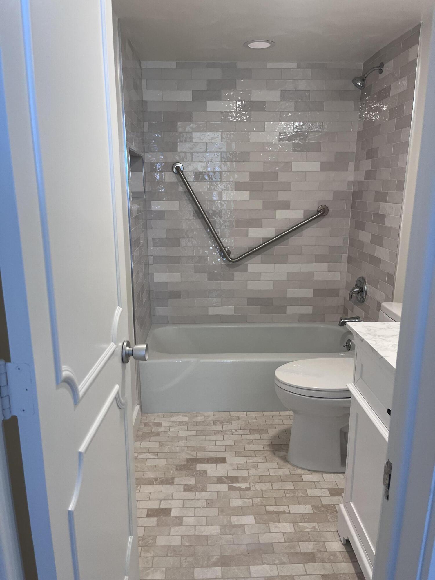 OCEAN HILLSBORO CONDO - Residential Lease