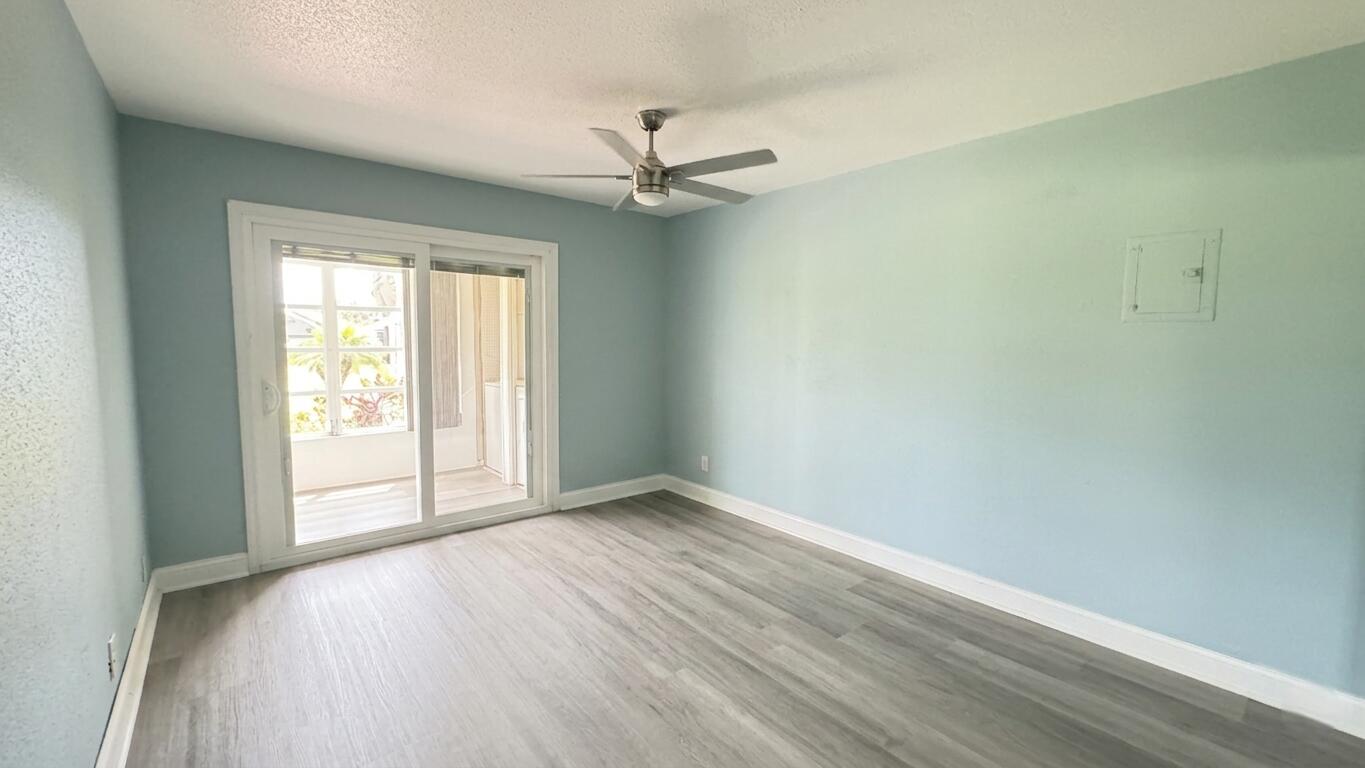 KINGS POINT SEVILLE CONDOS - Residential