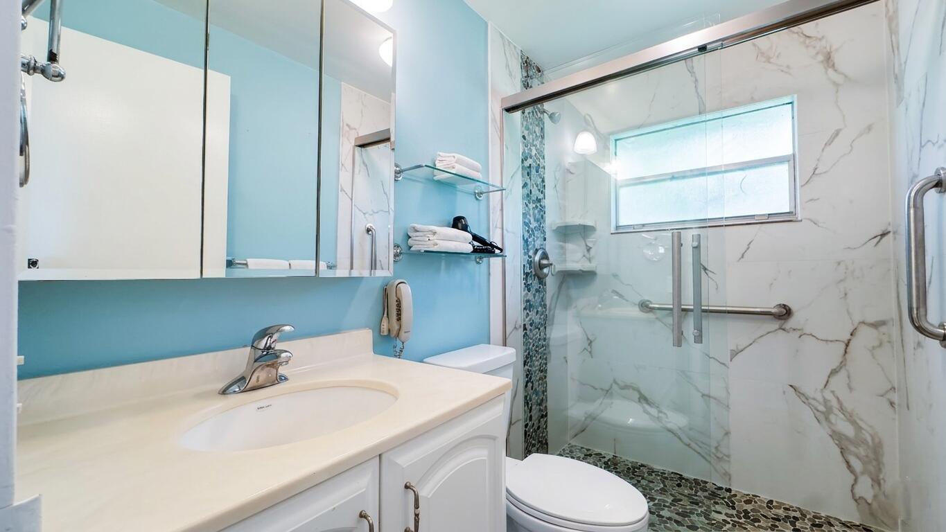 KINGS POINT SEVILLE CONDOS - Residential