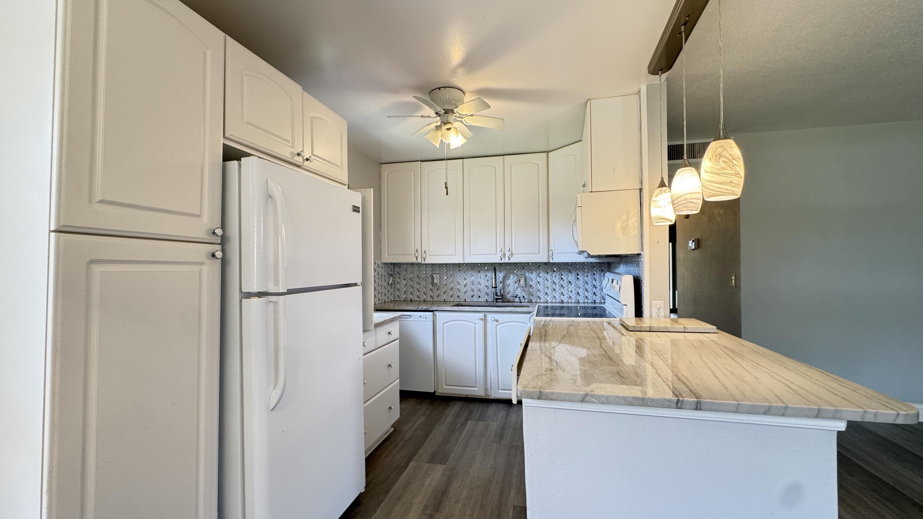 KINGS POINT SEVILLE CONDOS - Residential