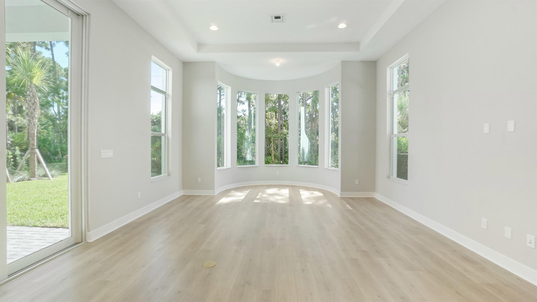 ALTON NEIGHBORHOOD - Residential