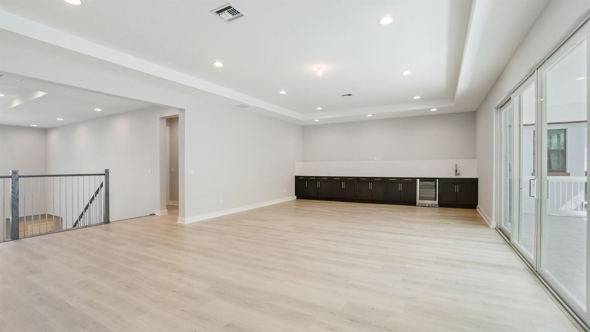 ALTON NEIGHBORHOOD - Residential