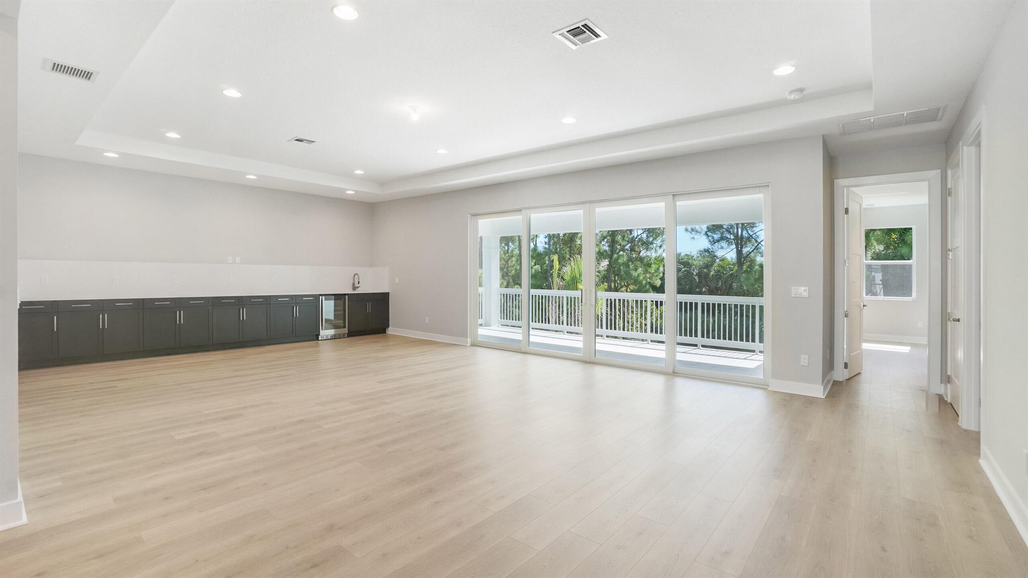 ALTON NEIGHBORHOOD - Residential