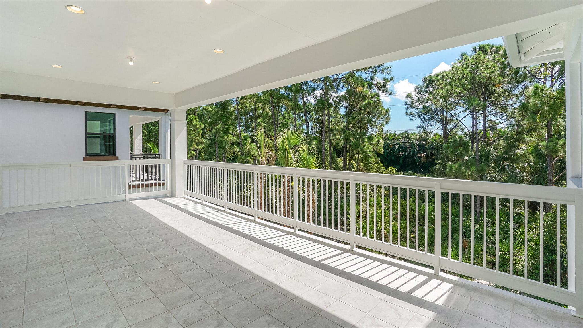 ALTON NEIGHBORHOOD - Residential