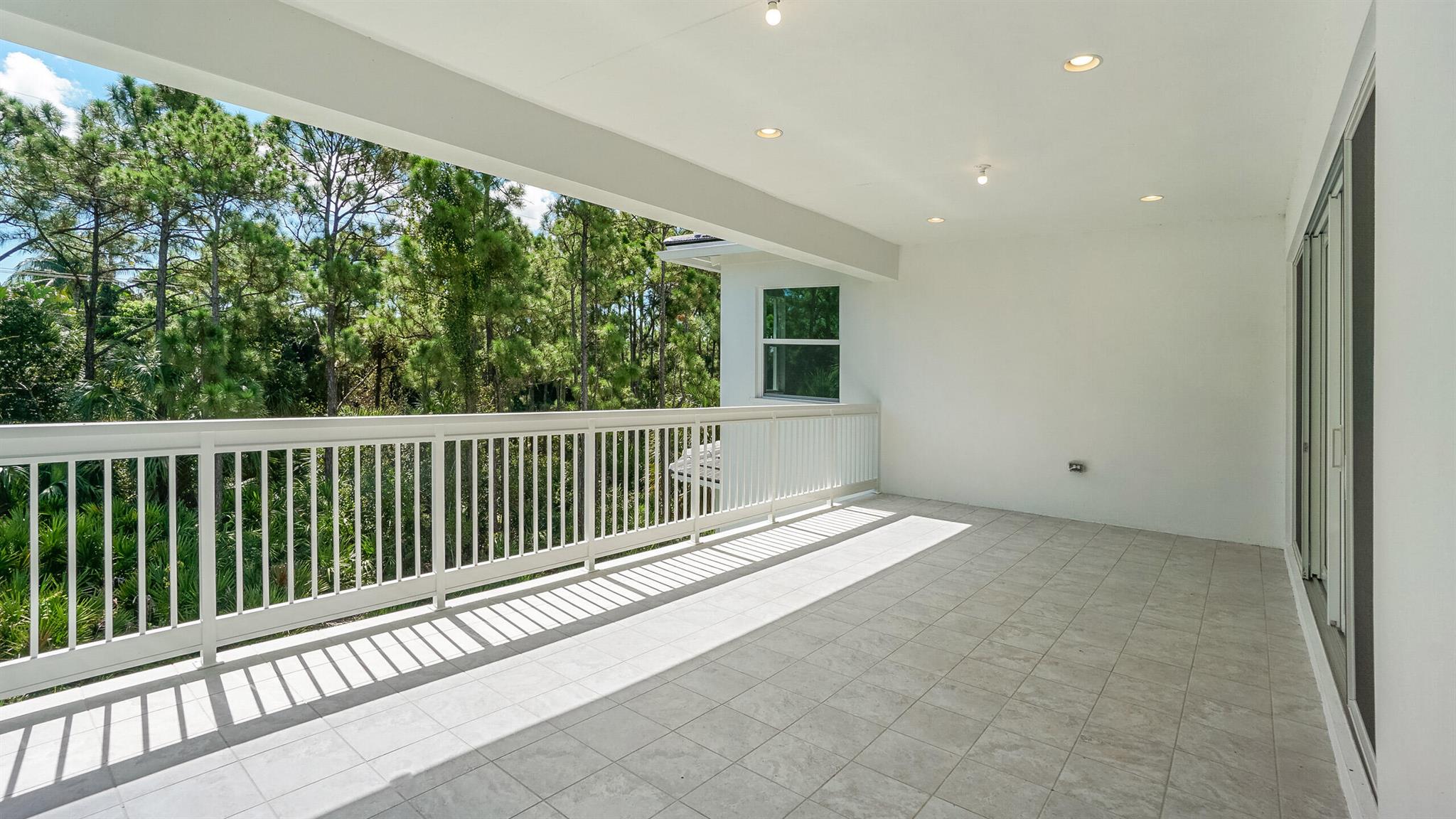 ALTON NEIGHBORHOOD - Residential