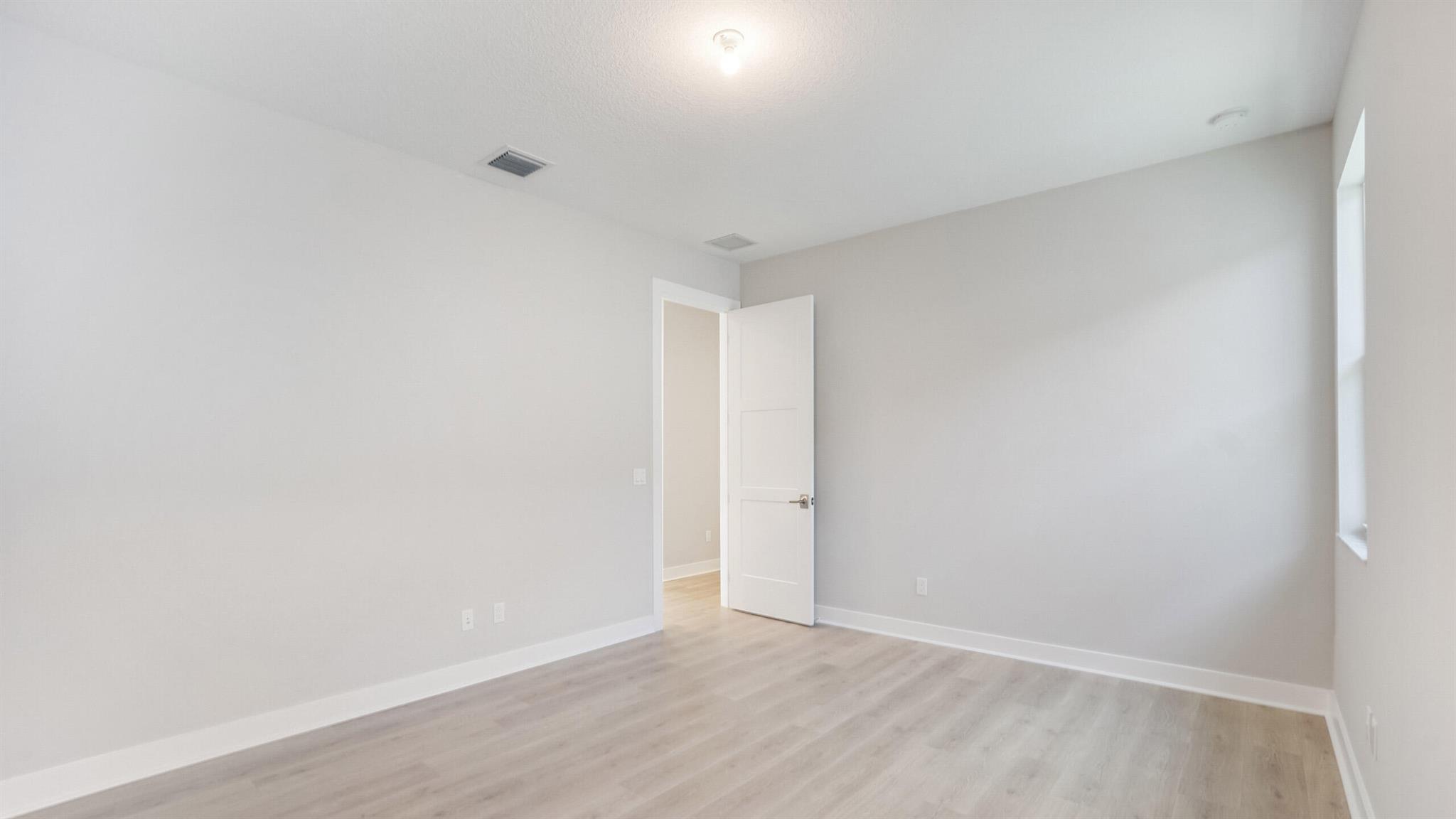 ALTON NEIGHBORHOOD - Residential