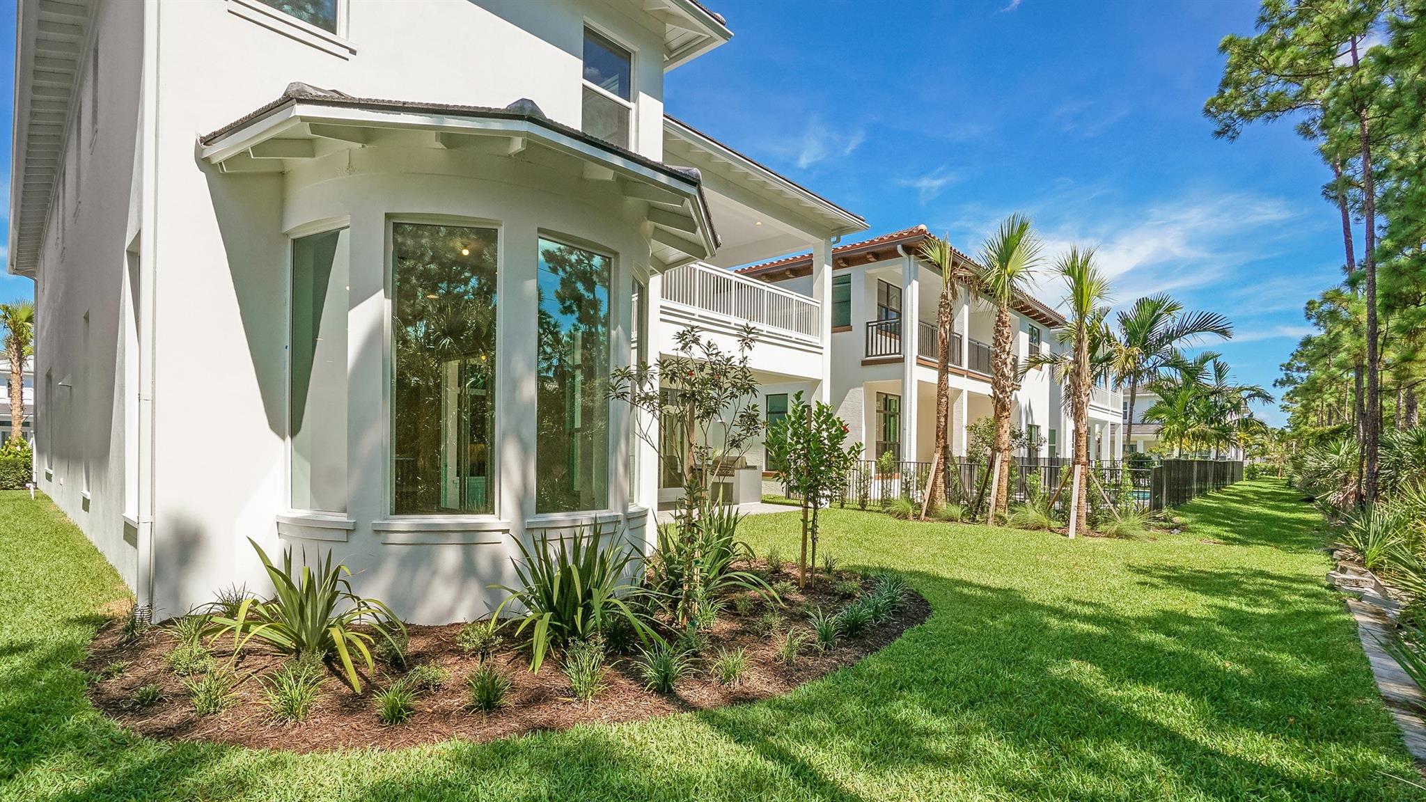 ALTON NEIGHBORHOOD - Residential