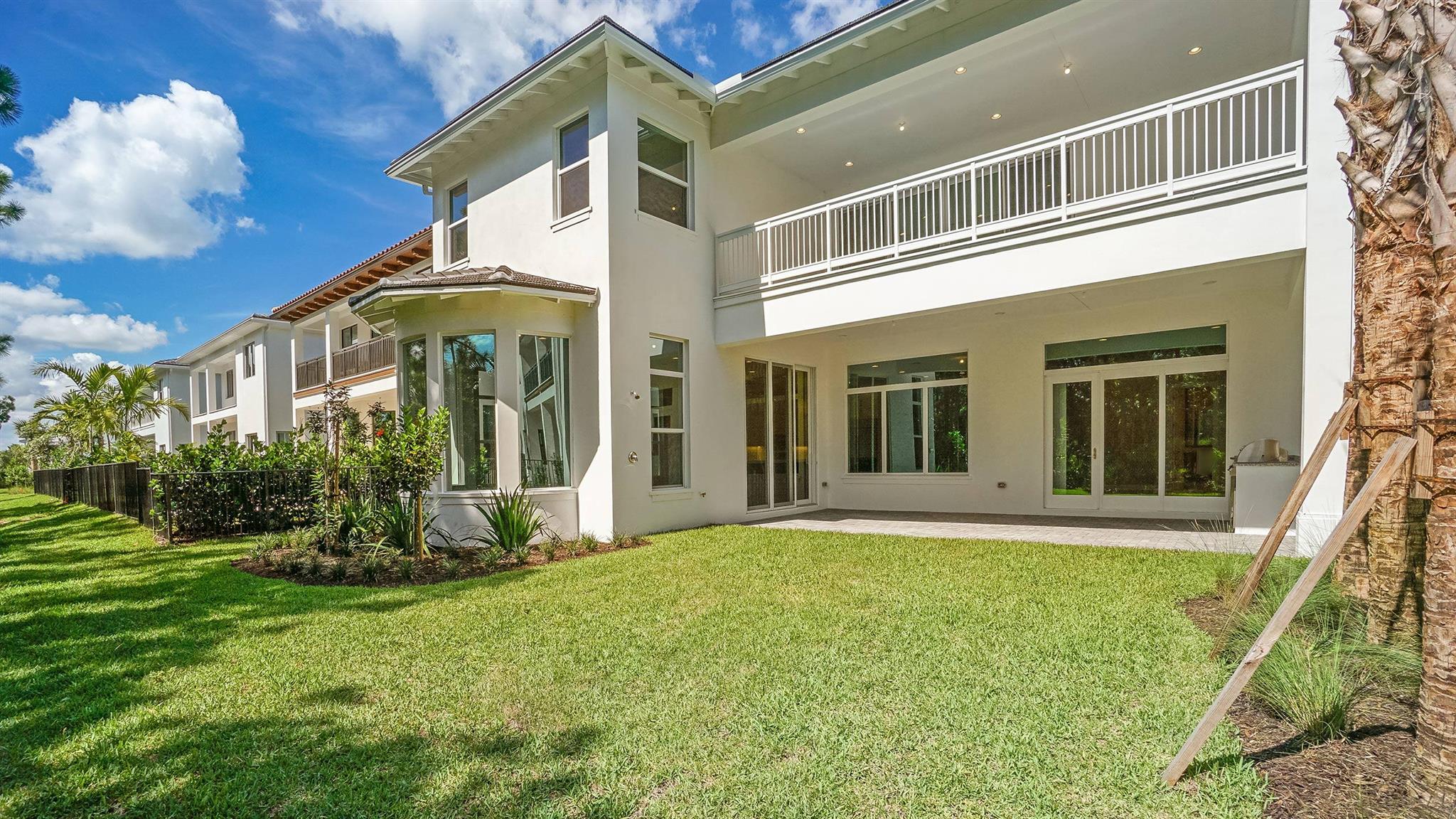 ALTON NEIGHBORHOOD - Residential