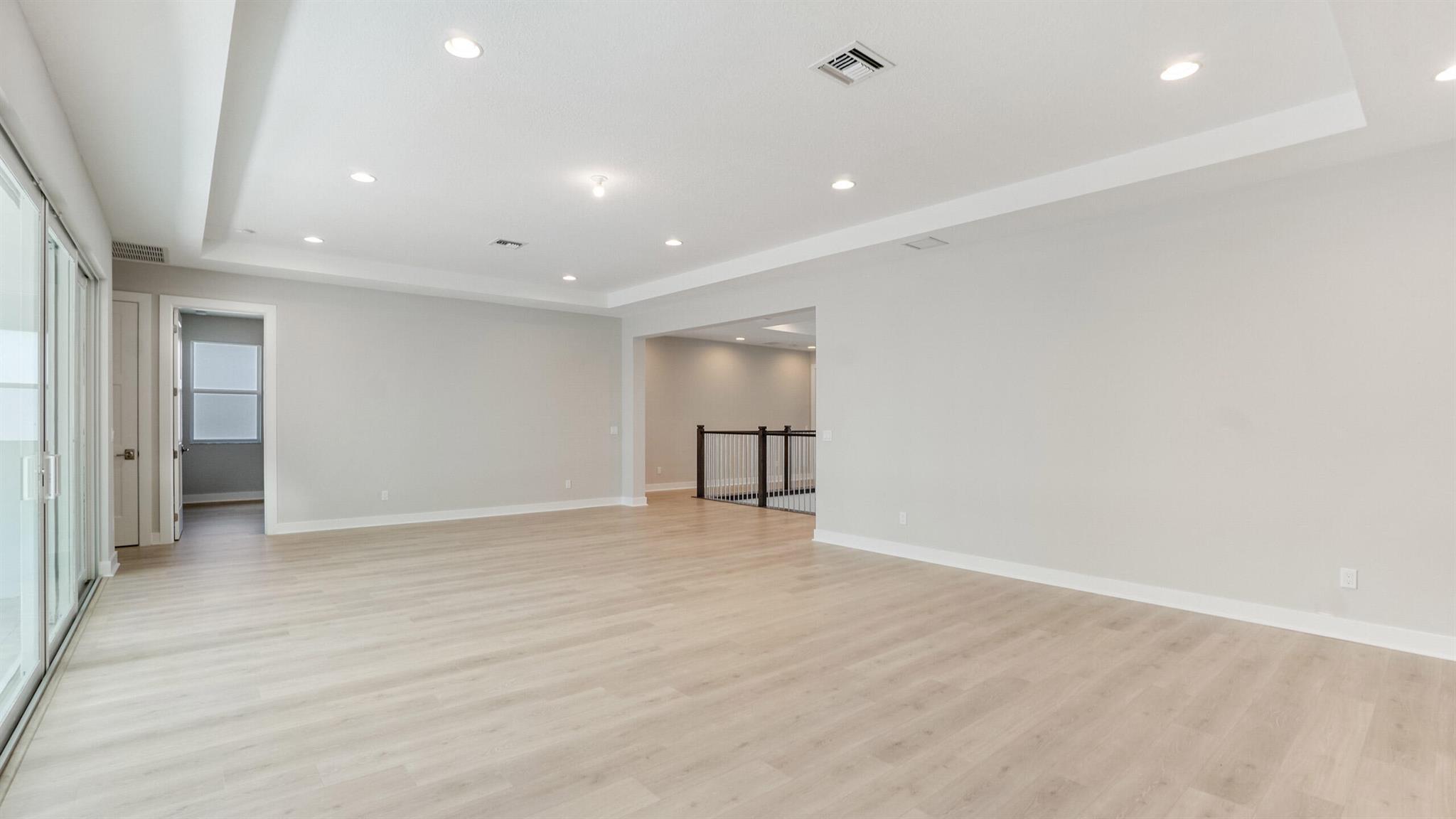 ALTON NEIGHBORHOOD - Residential