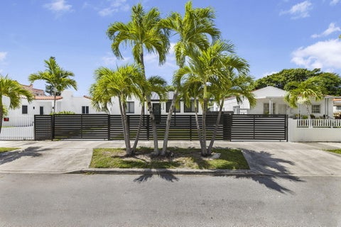 Photo of 2244 SW 10TH Street, Miami, FL 33135 (MLS # B26090510)