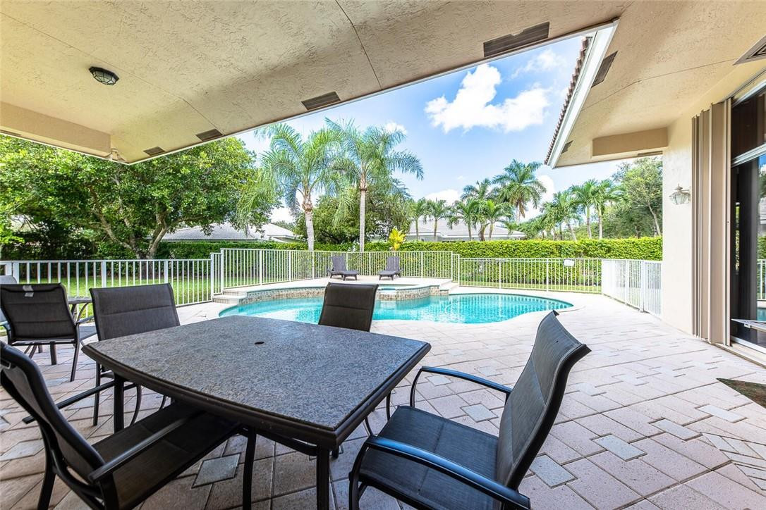 Fox Ridge 157-8 B - Residential