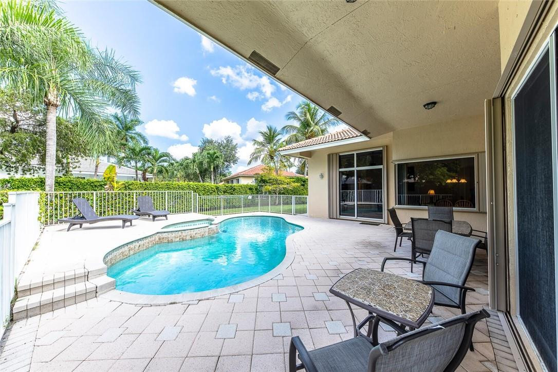 Fox Ridge 157-8 B - Residential