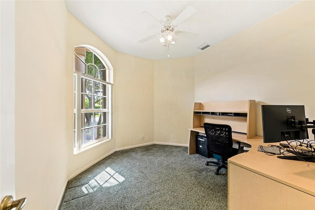 Fox Ridge 157-8 B - Residential