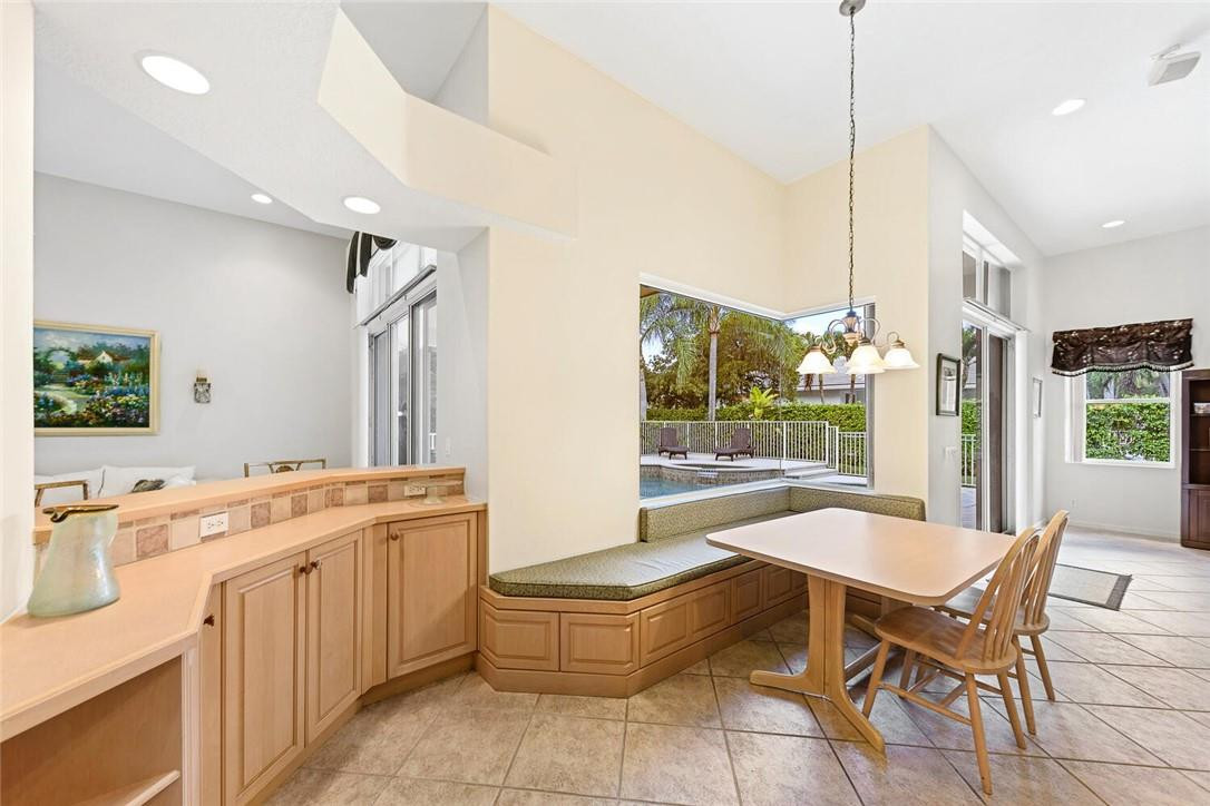 Fox Ridge 157-8 B - Residential