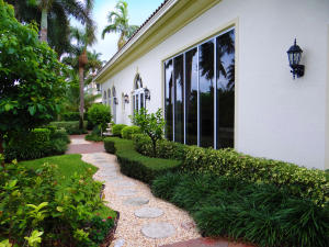 ROYAL PALM YACHT & COUNTRY CLUB - Residential