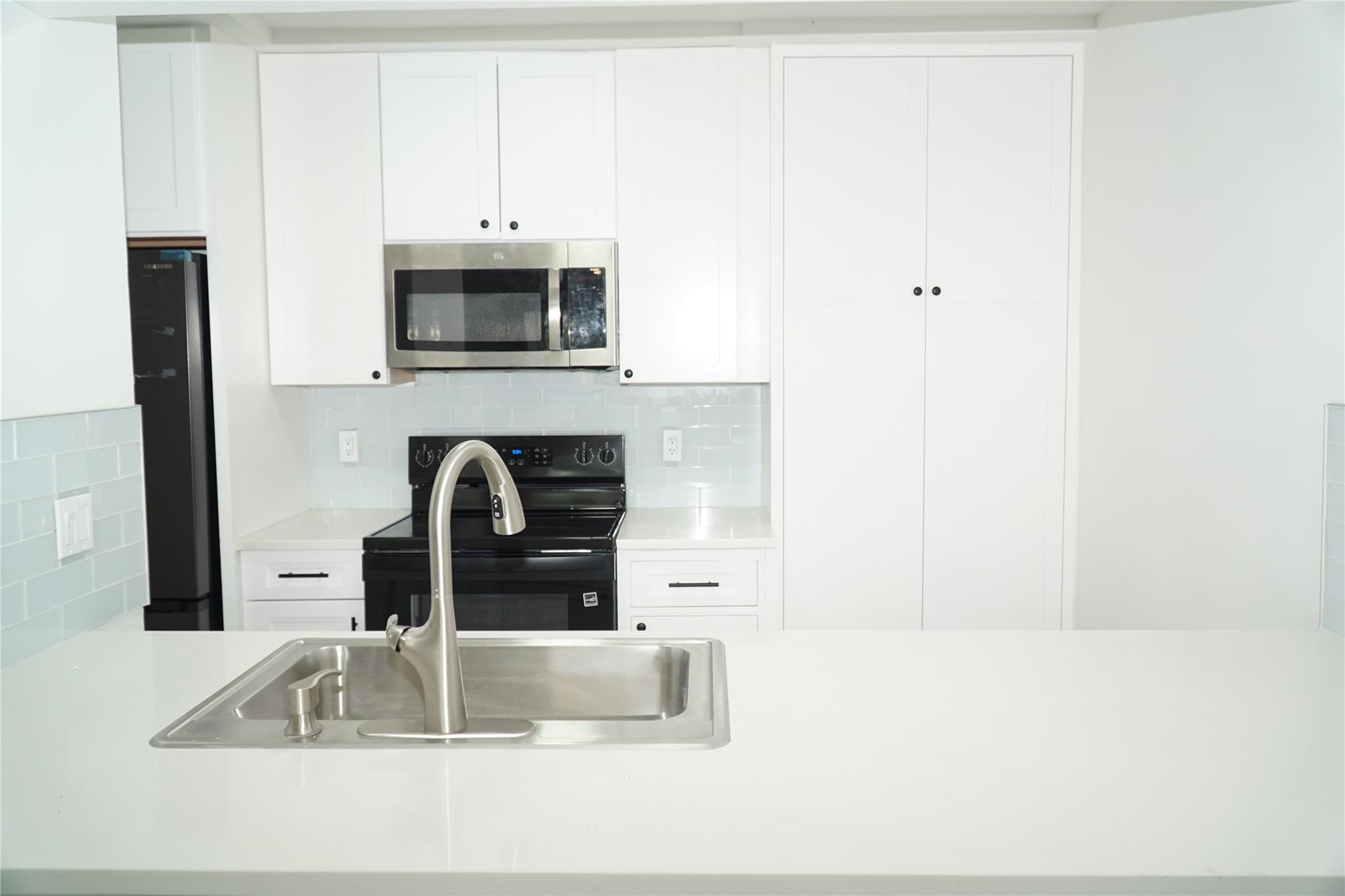 Coral West Condo - Residential Lease