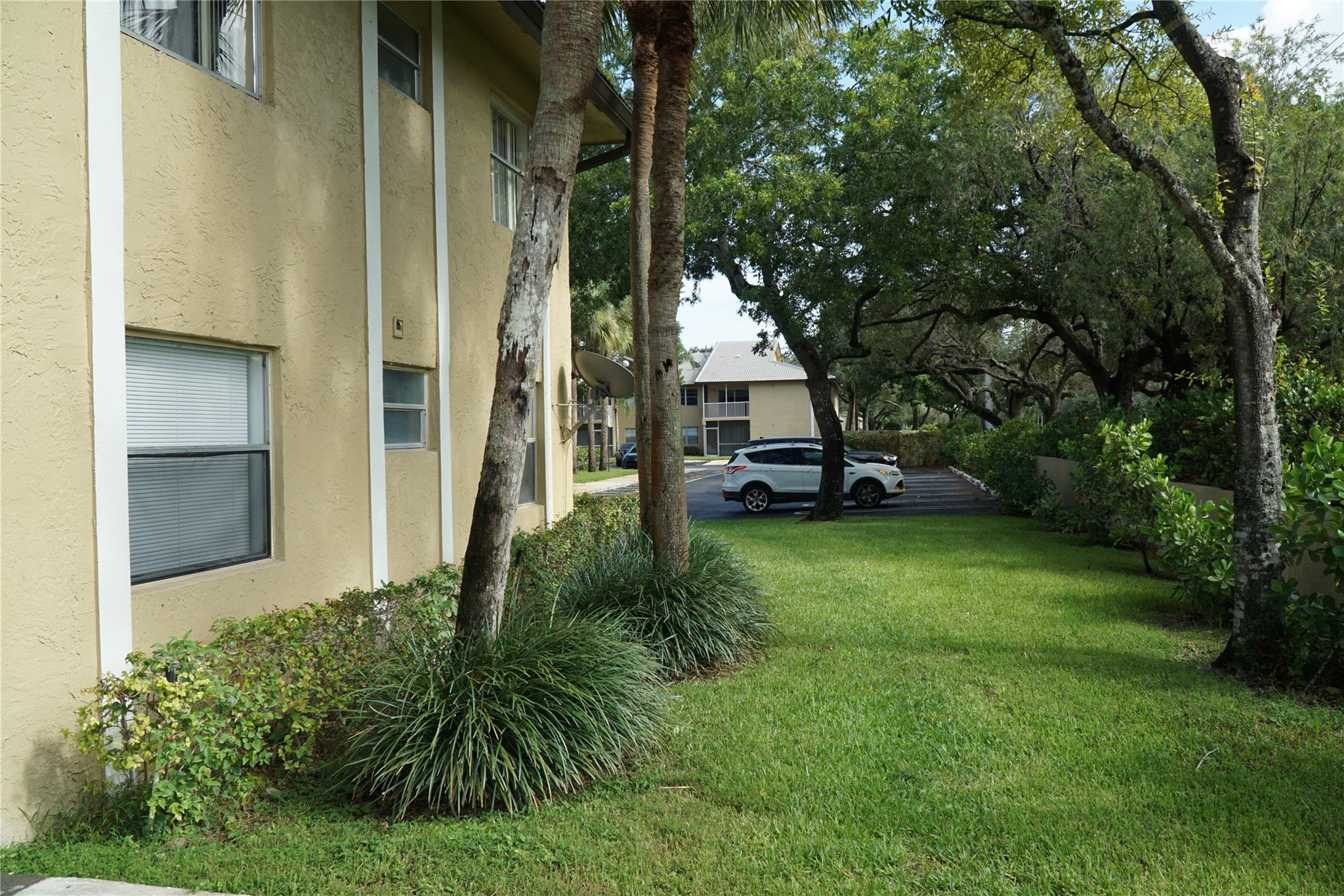 Coral West Condo - Residential Lease
