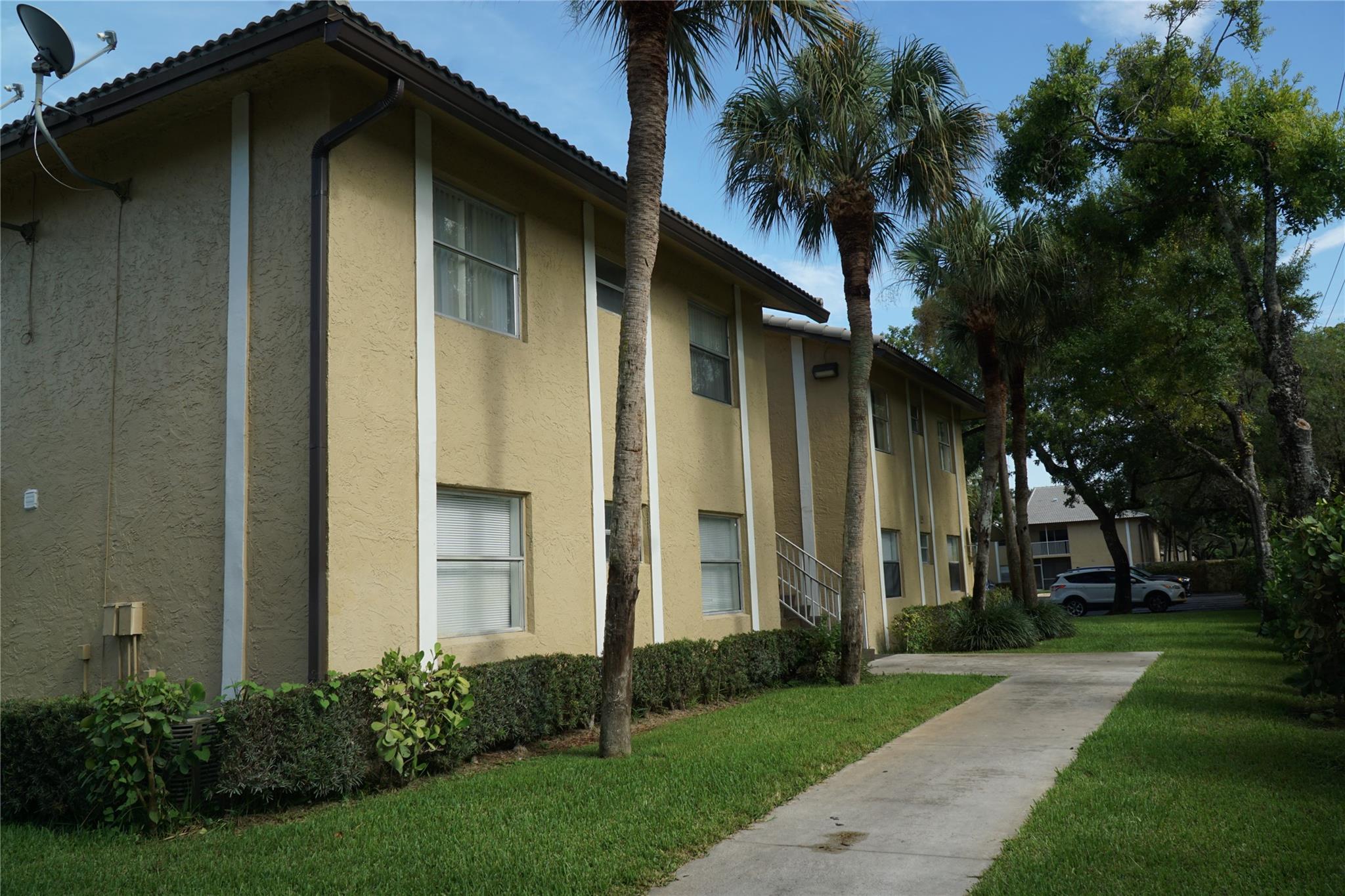 Coral West Condo - Residential Lease