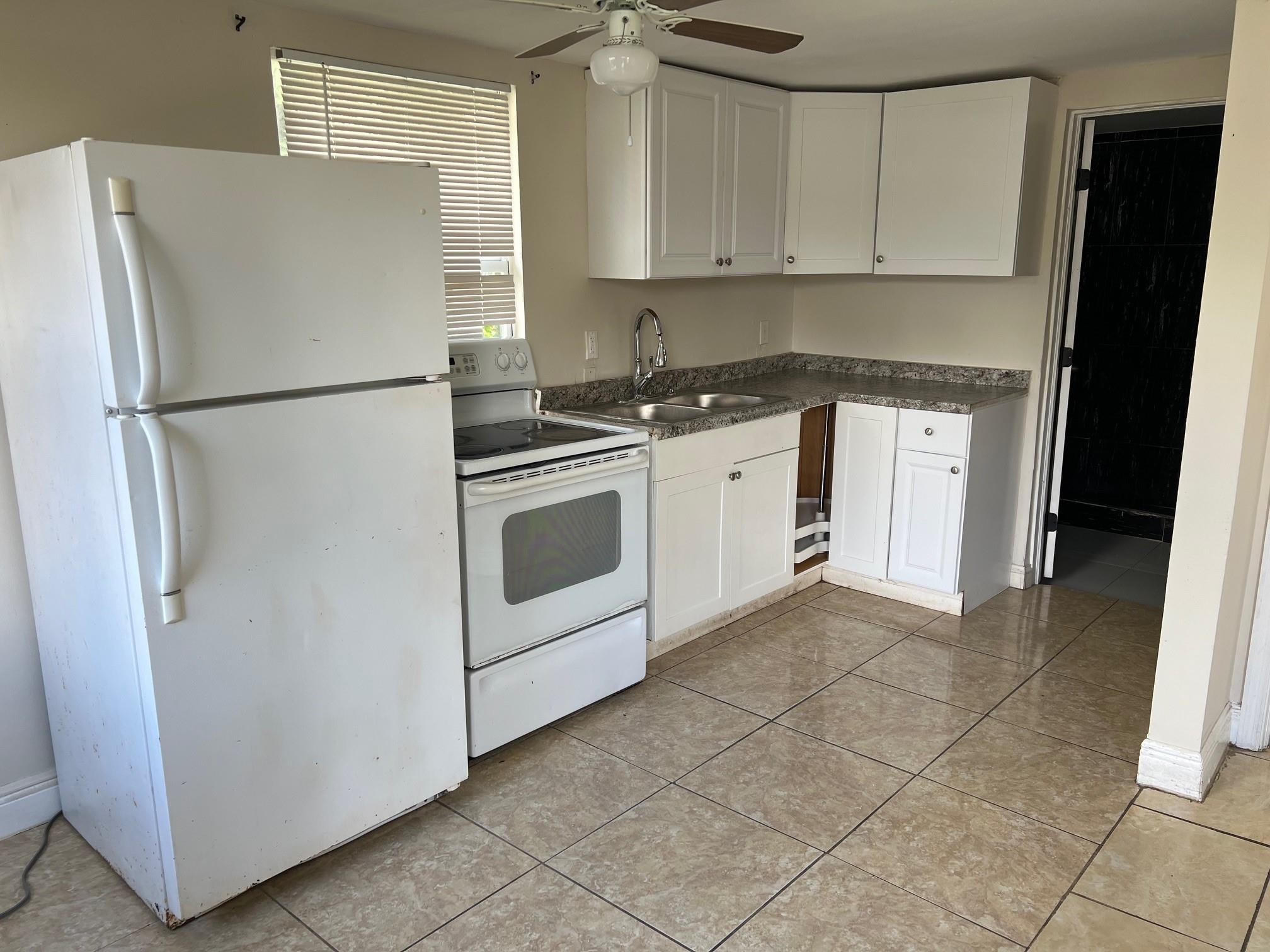 8269 NW 1st Pl 2