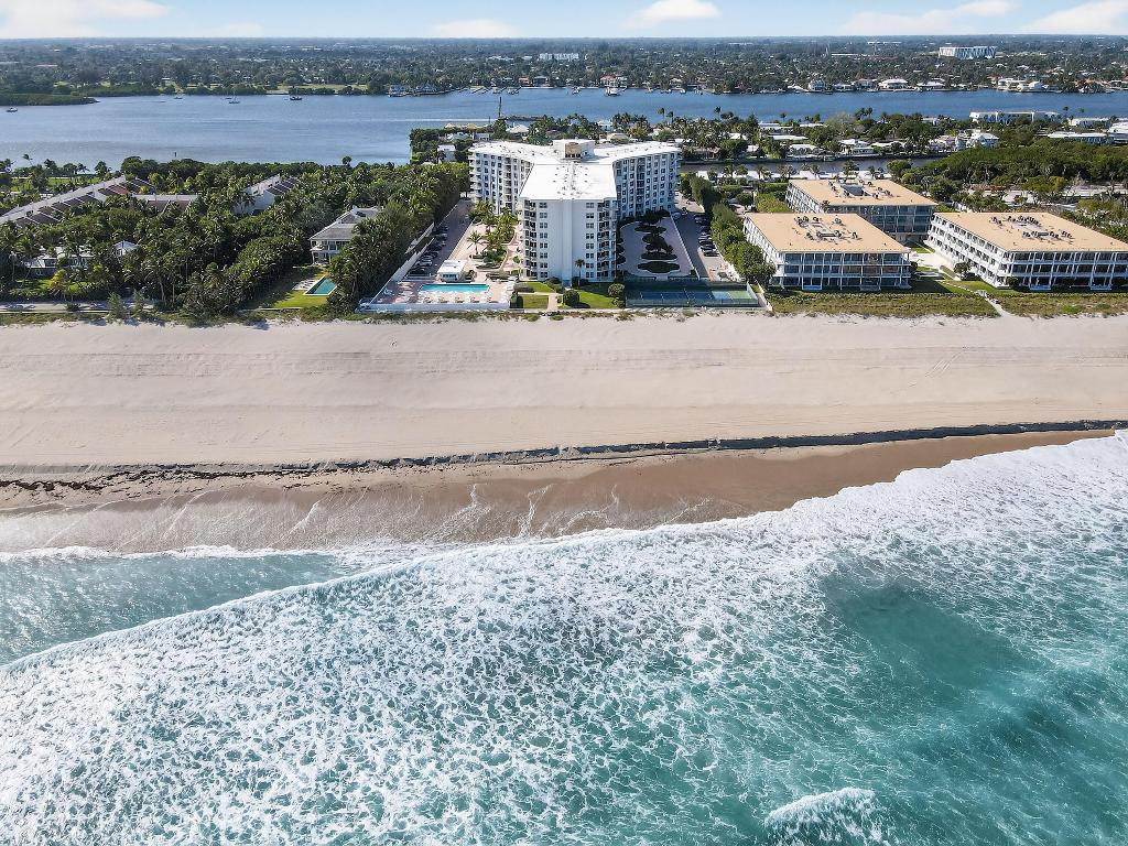 TWENTY TWO NINETY FIVE SOUTH OCEAN BLVD CORP 2295 - Residential