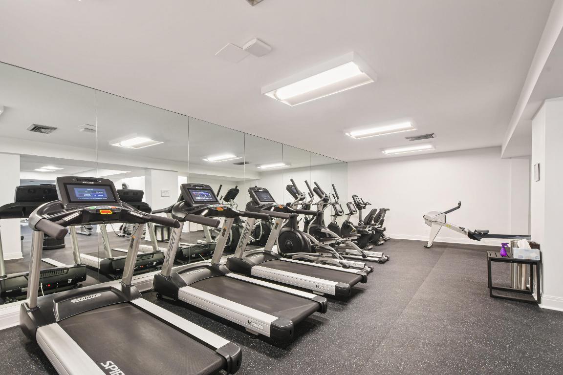 TWENTY TWO NINETY FIVE SOUTH OCEAN BLVD CORP 2295 - Residential