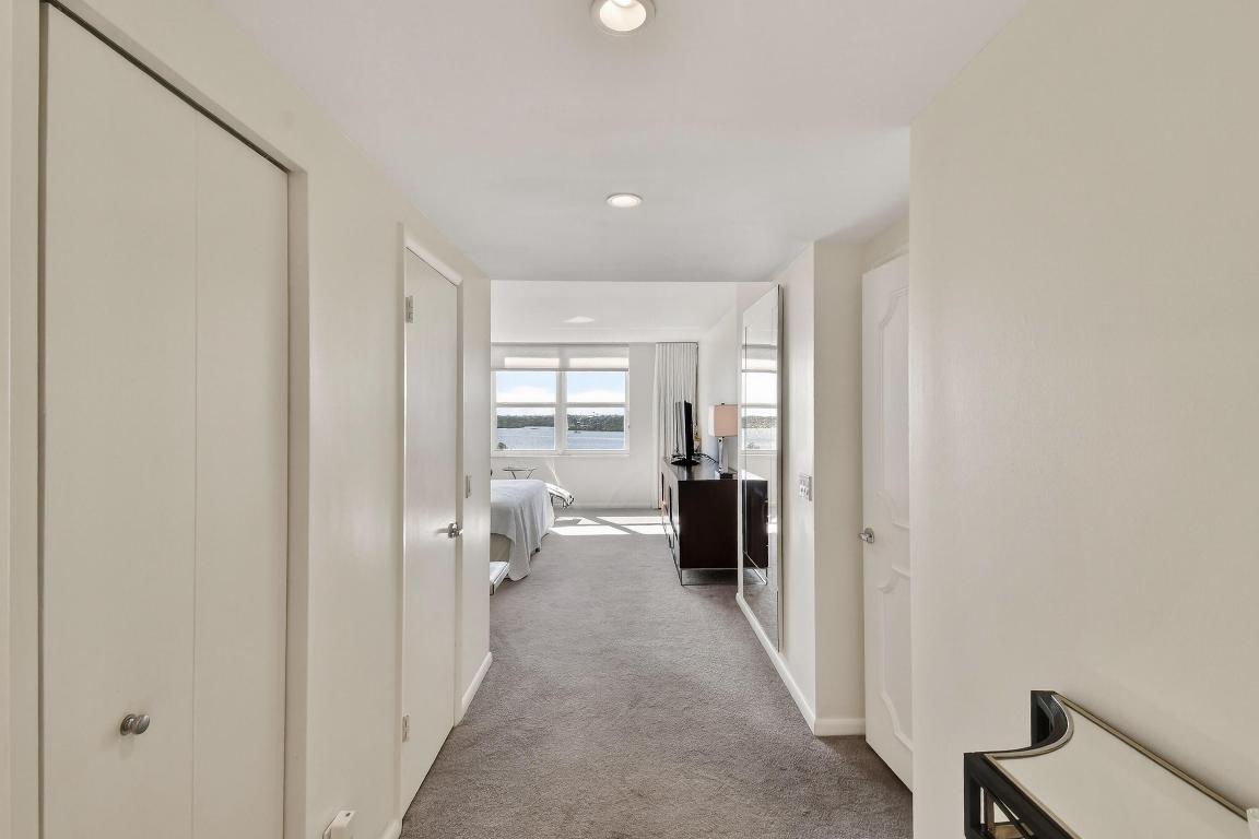 TWENTY TWO NINETY FIVE SOUTH OCEAN BLVD CORP 2295 - Residential