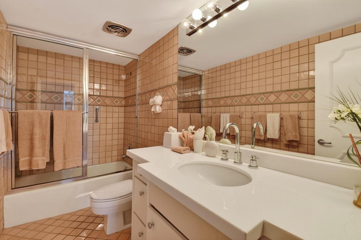 TWENTY TWO NINETY FIVE SOUTH OCEAN BLVD CORP 2295 - Residential