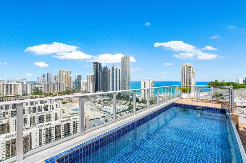 PARQUE TOWERS - Residential