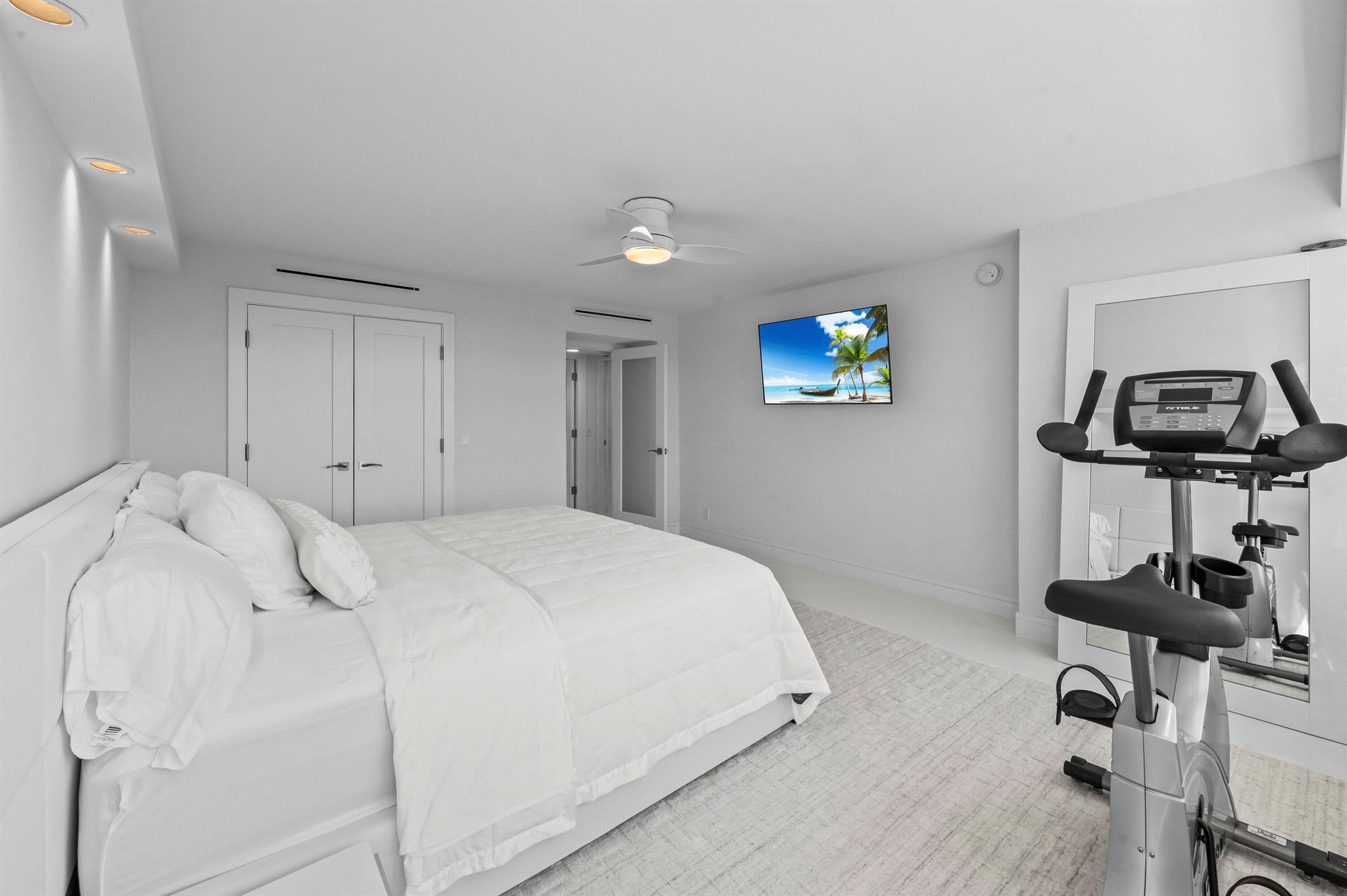 Ocean Towers Condominium, - Residential