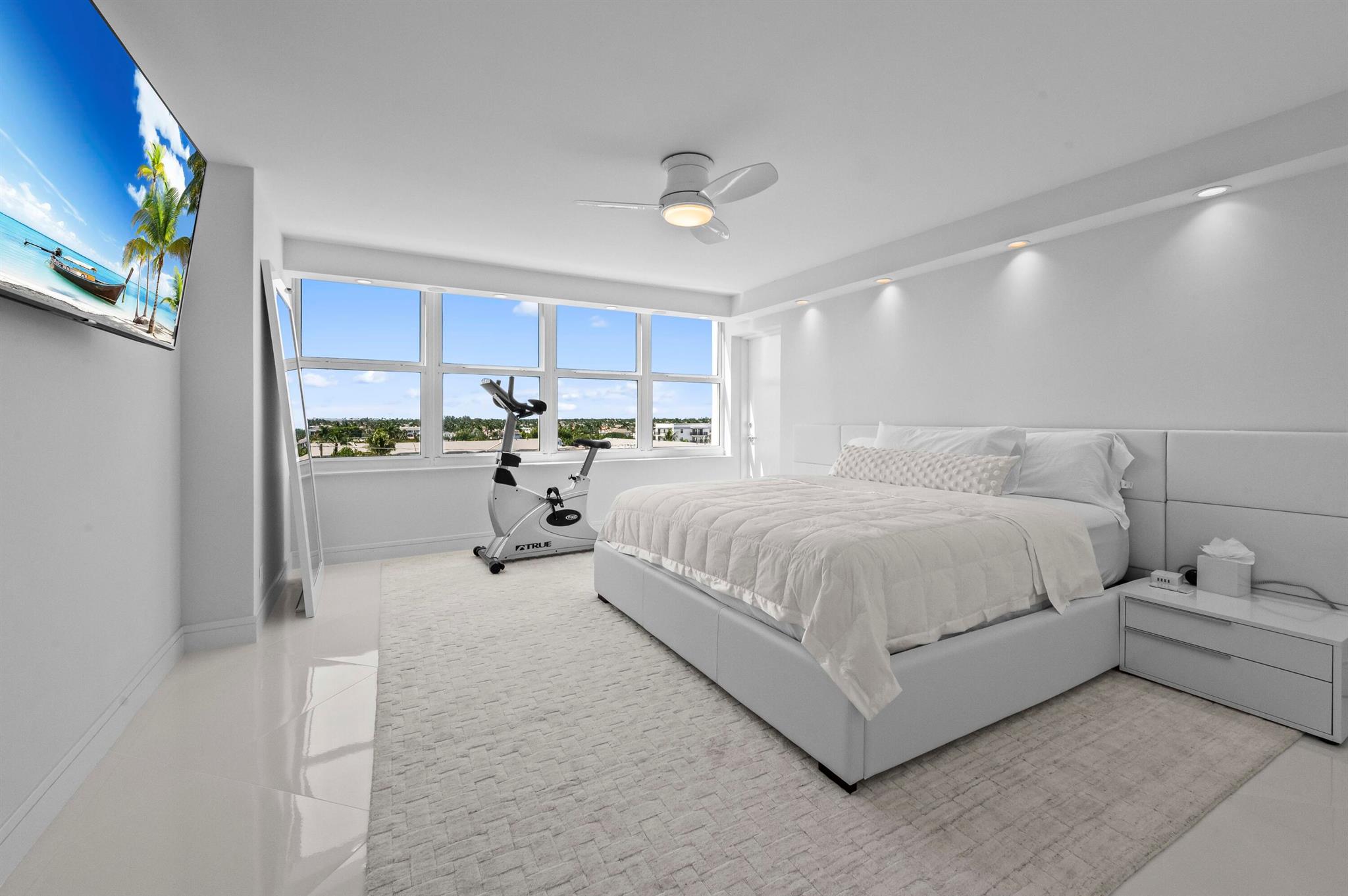 Ocean Towers Condominium, - Residential