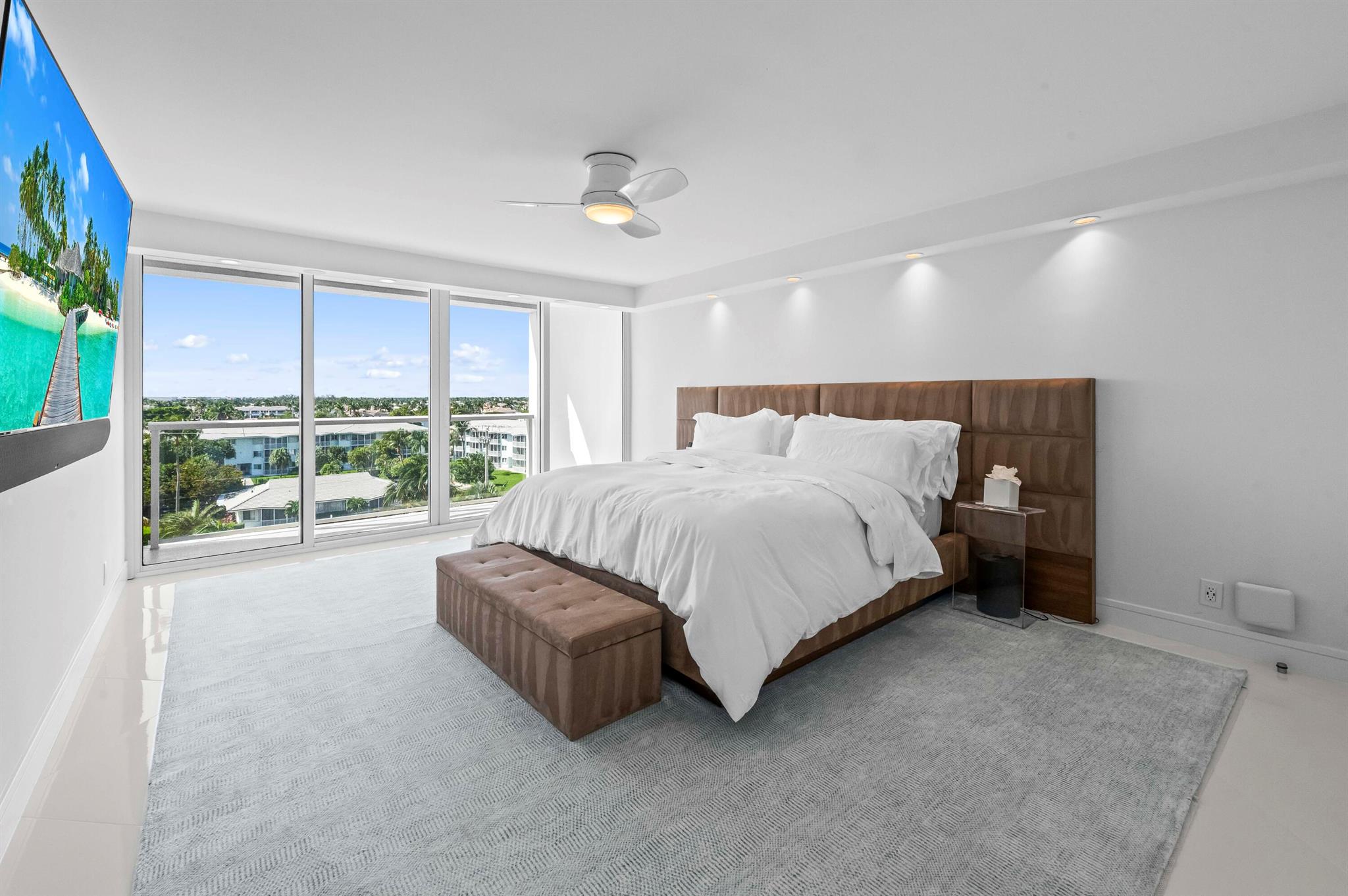 Ocean Towers Condominium, - Residential