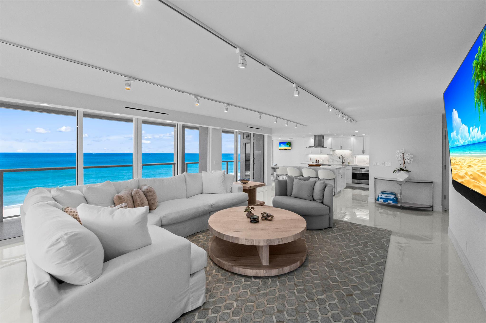 Ocean Towers Condominium, - Residential