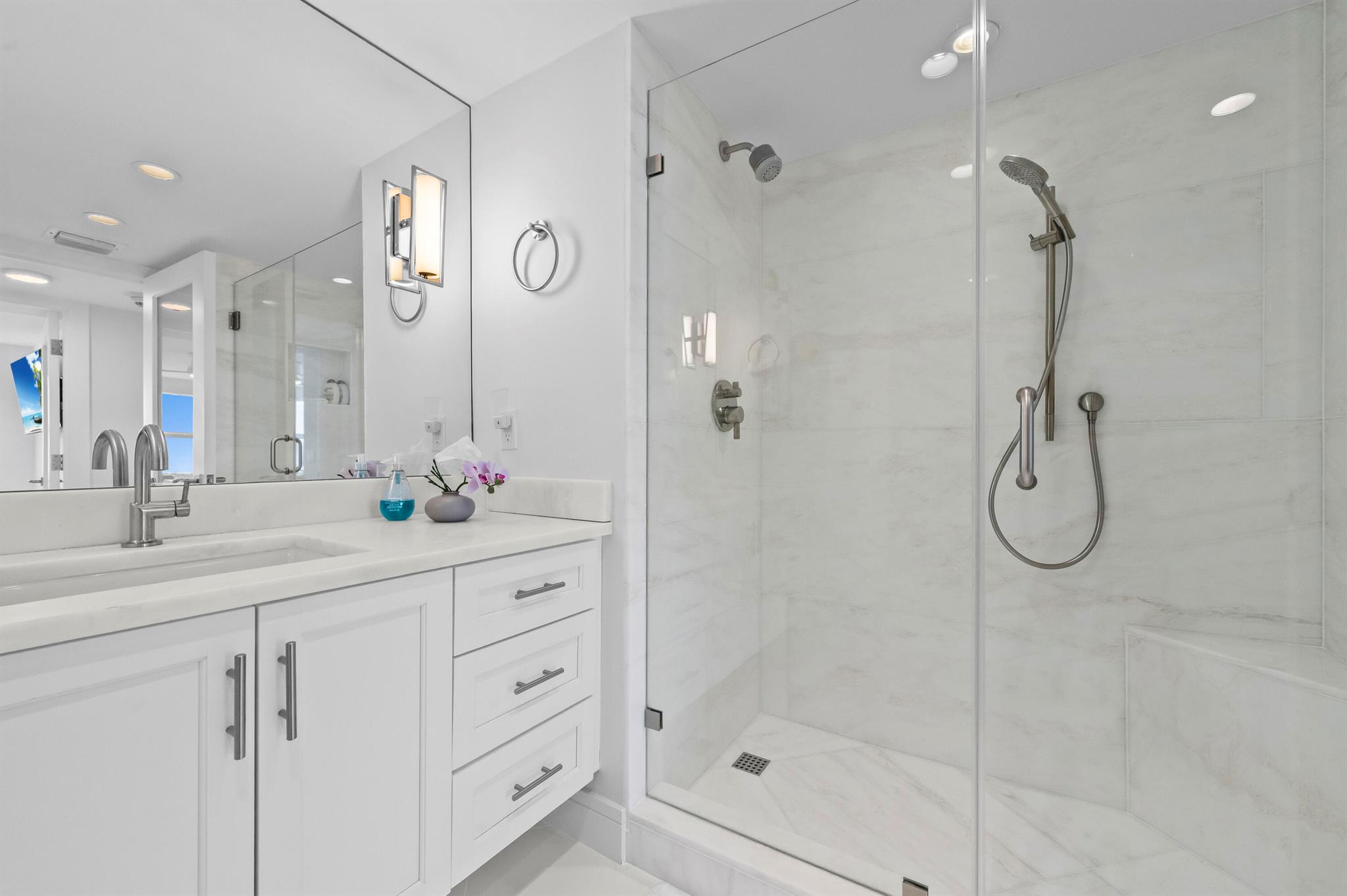 Ocean Towers Condominium, - Residential