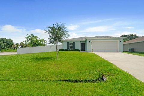 A home in Port St Lucie