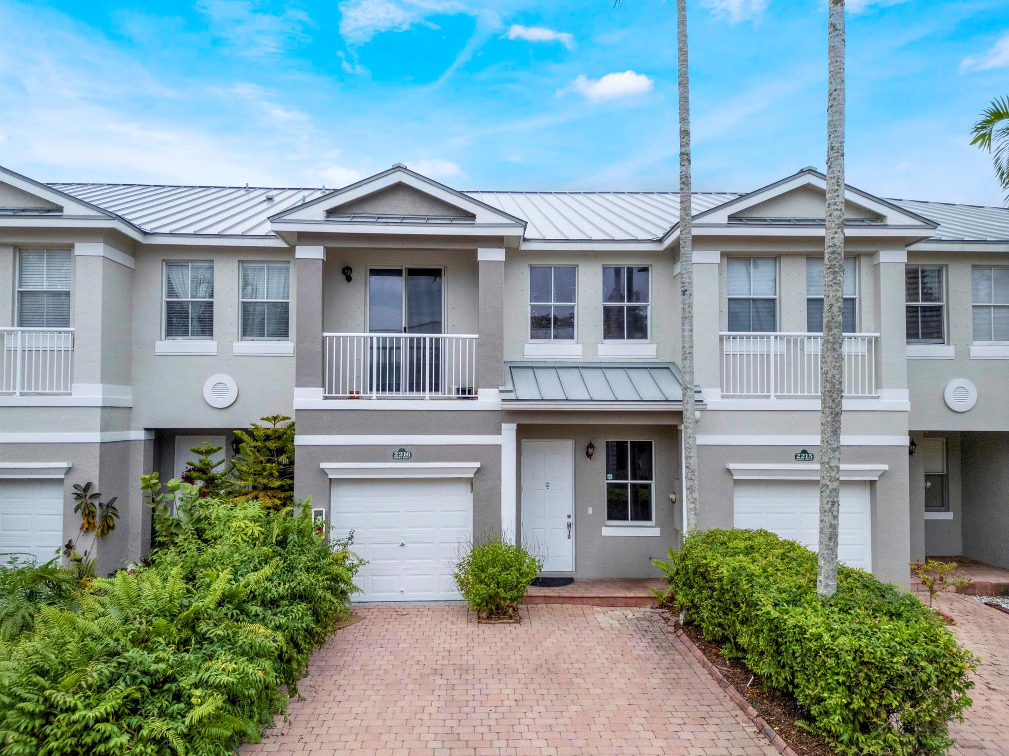 SHOMA VILLAS III AT ROYAL - Residential