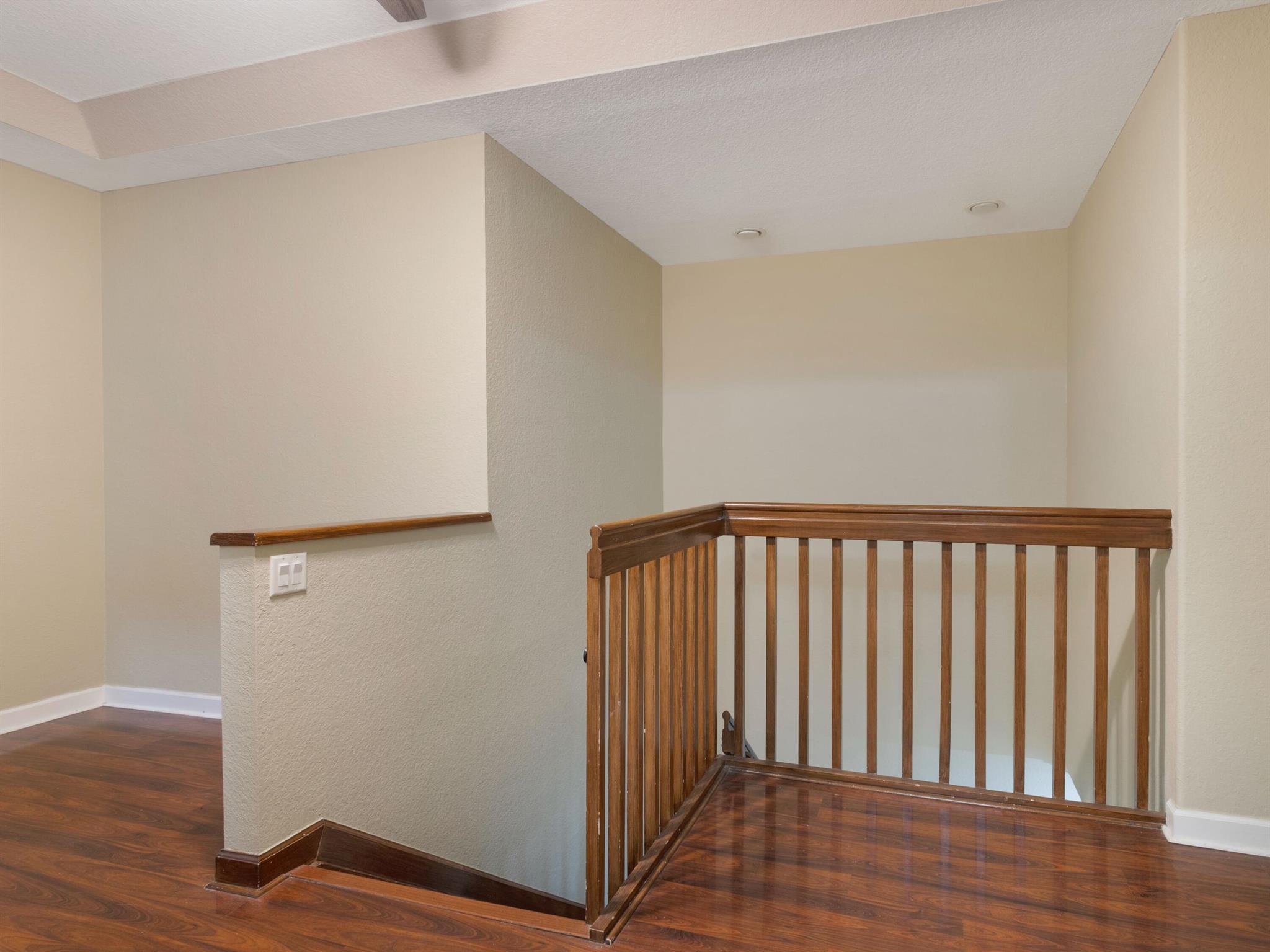 SHOMA VILLAS III AT ROYAL - Residential