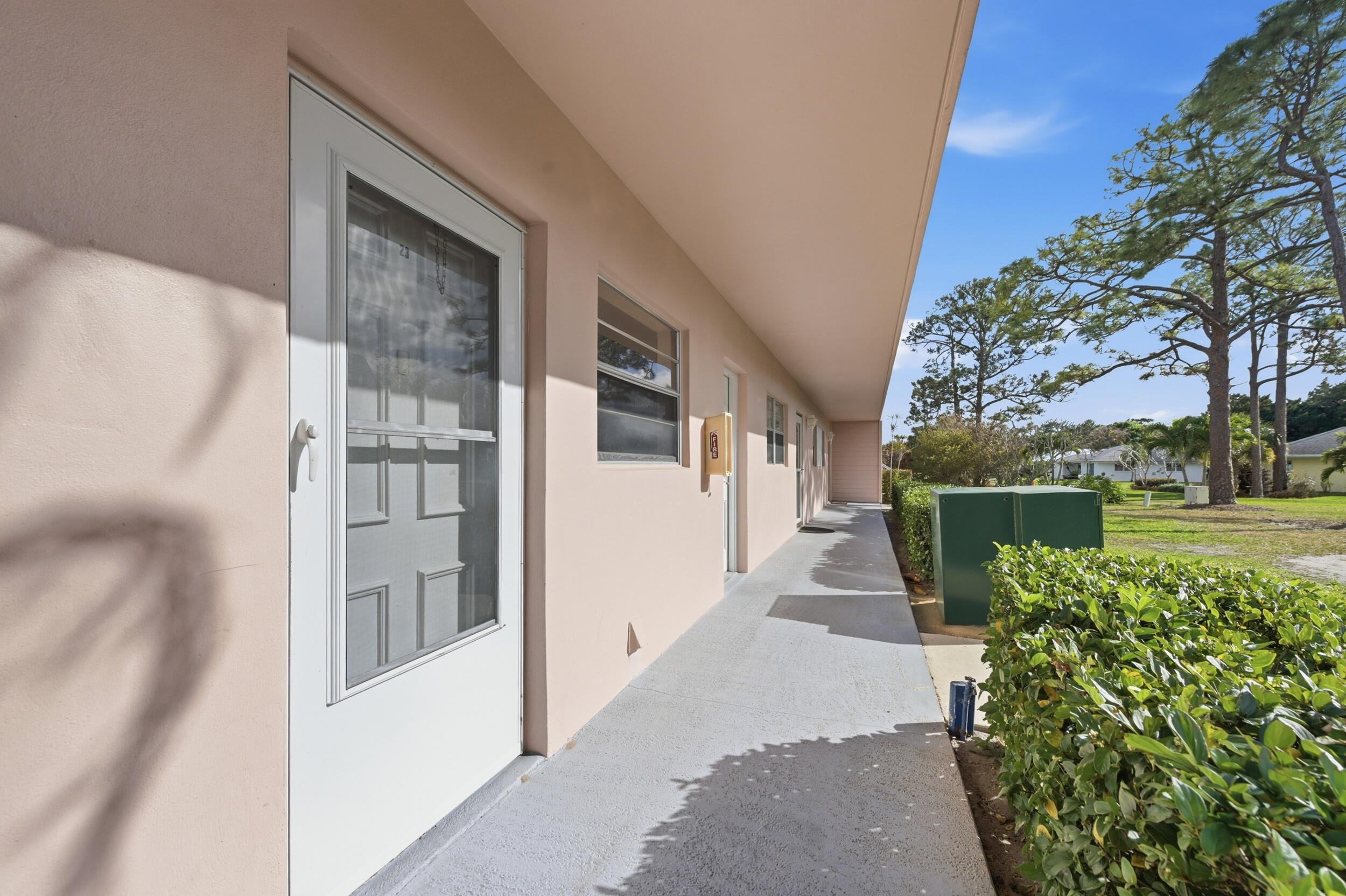 THE LITTLE CLUB CONDO - Residential