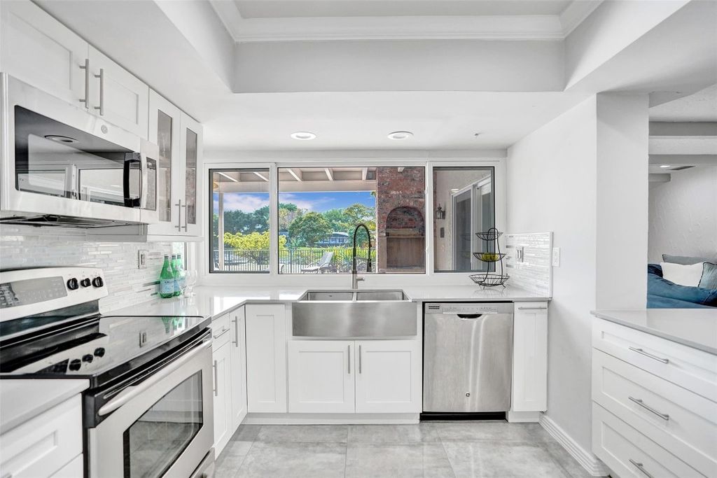 Photo of 2715 NW 86th Way, Coral Springs, FL 33065 (MLS # F10492983)