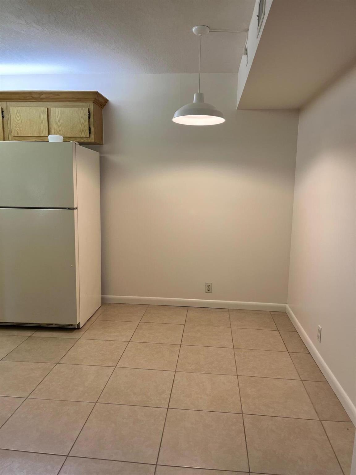 PINE RIDGE NORTH VILLAGE - Residential Lease