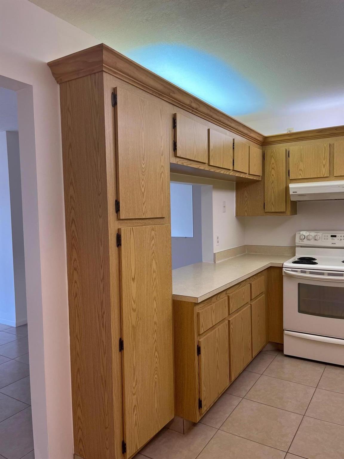 PINE RIDGE NORTH VILLAGE - Residential Lease