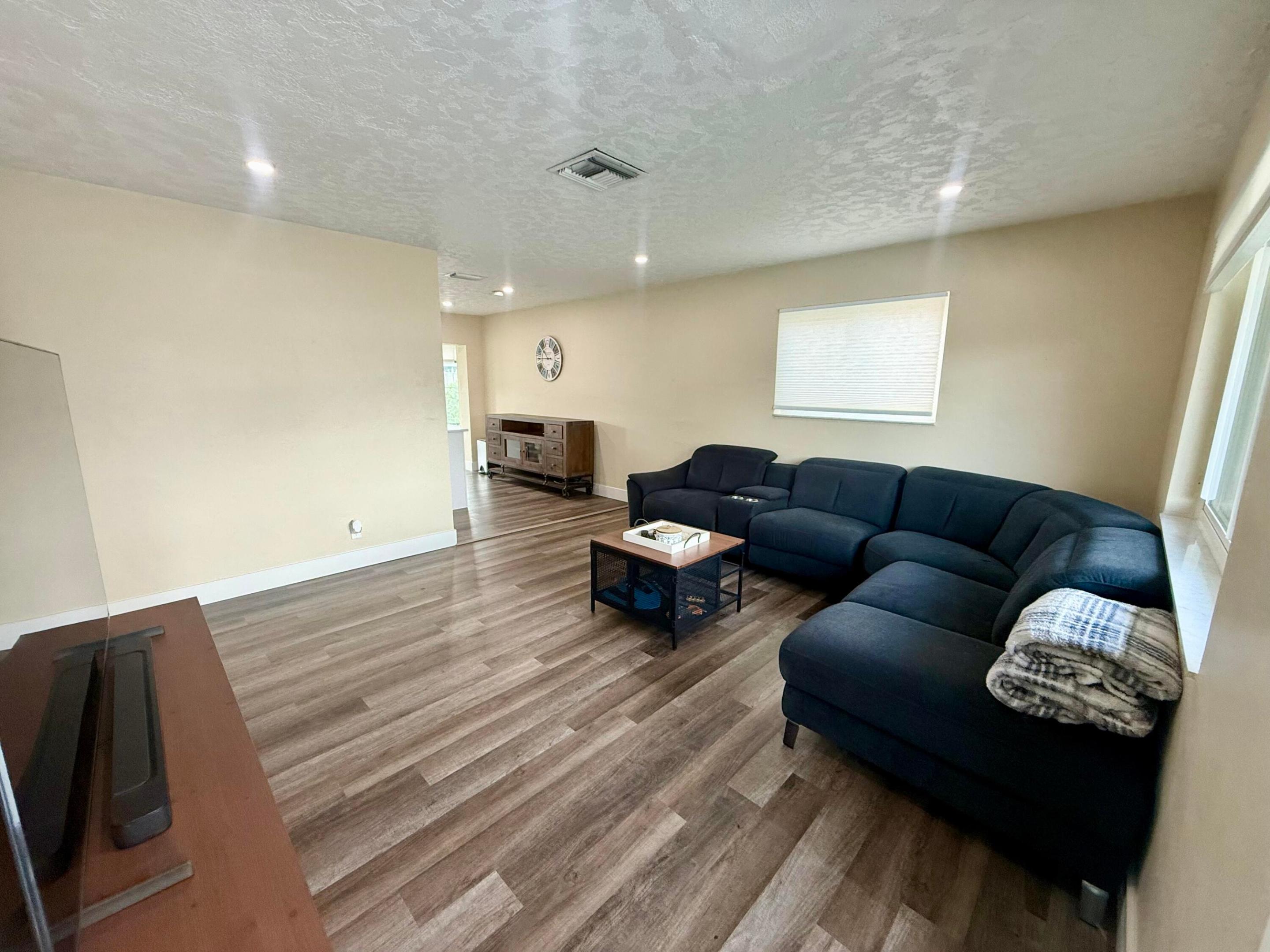 TAMARAC LAKES NORTH - Residential