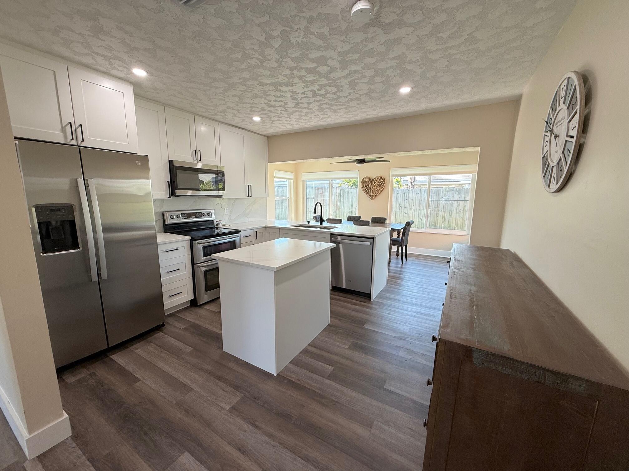 TAMARAC LAKES NORTH - Residential