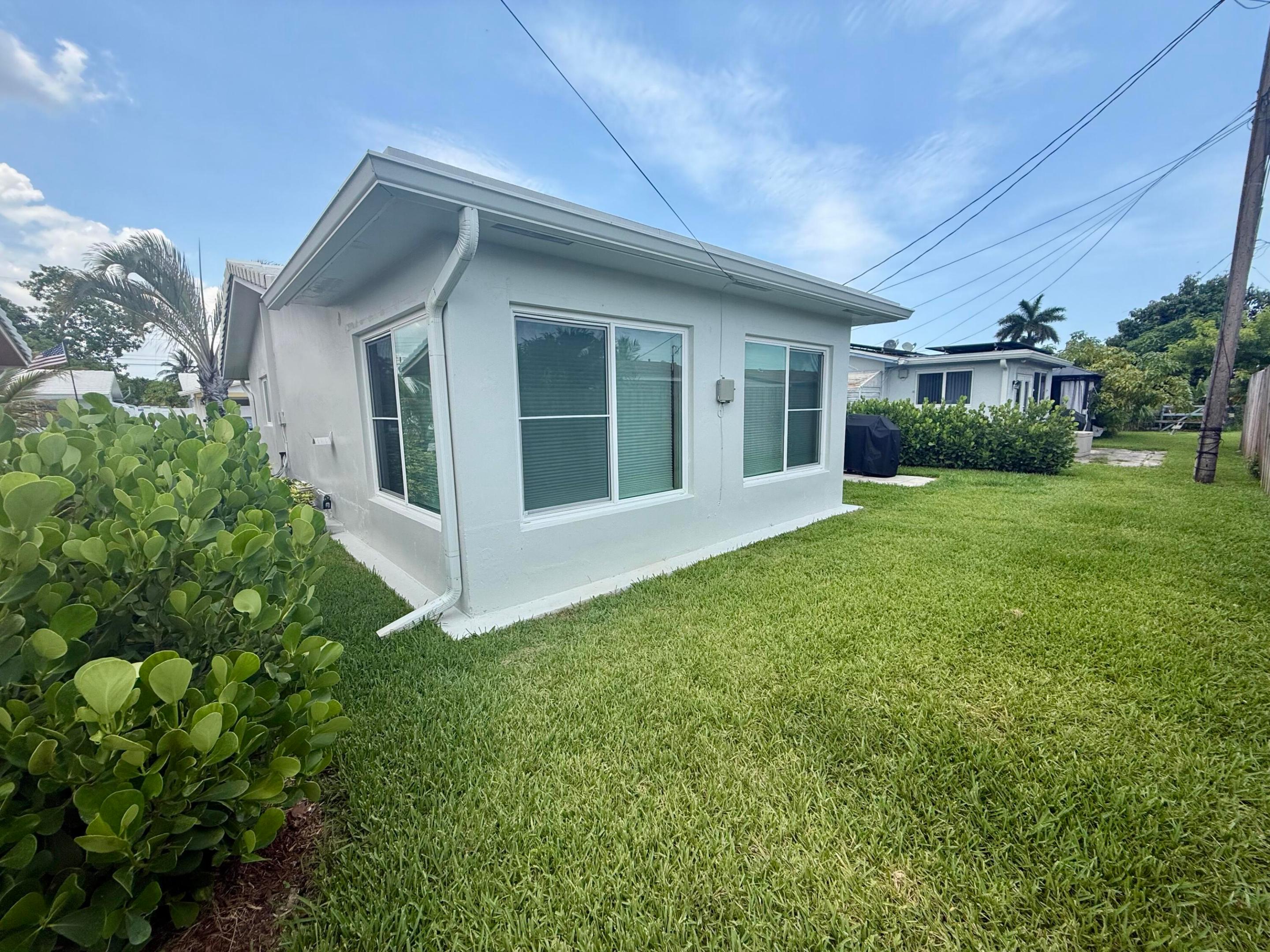 TAMARAC LAKES NORTH - Residential