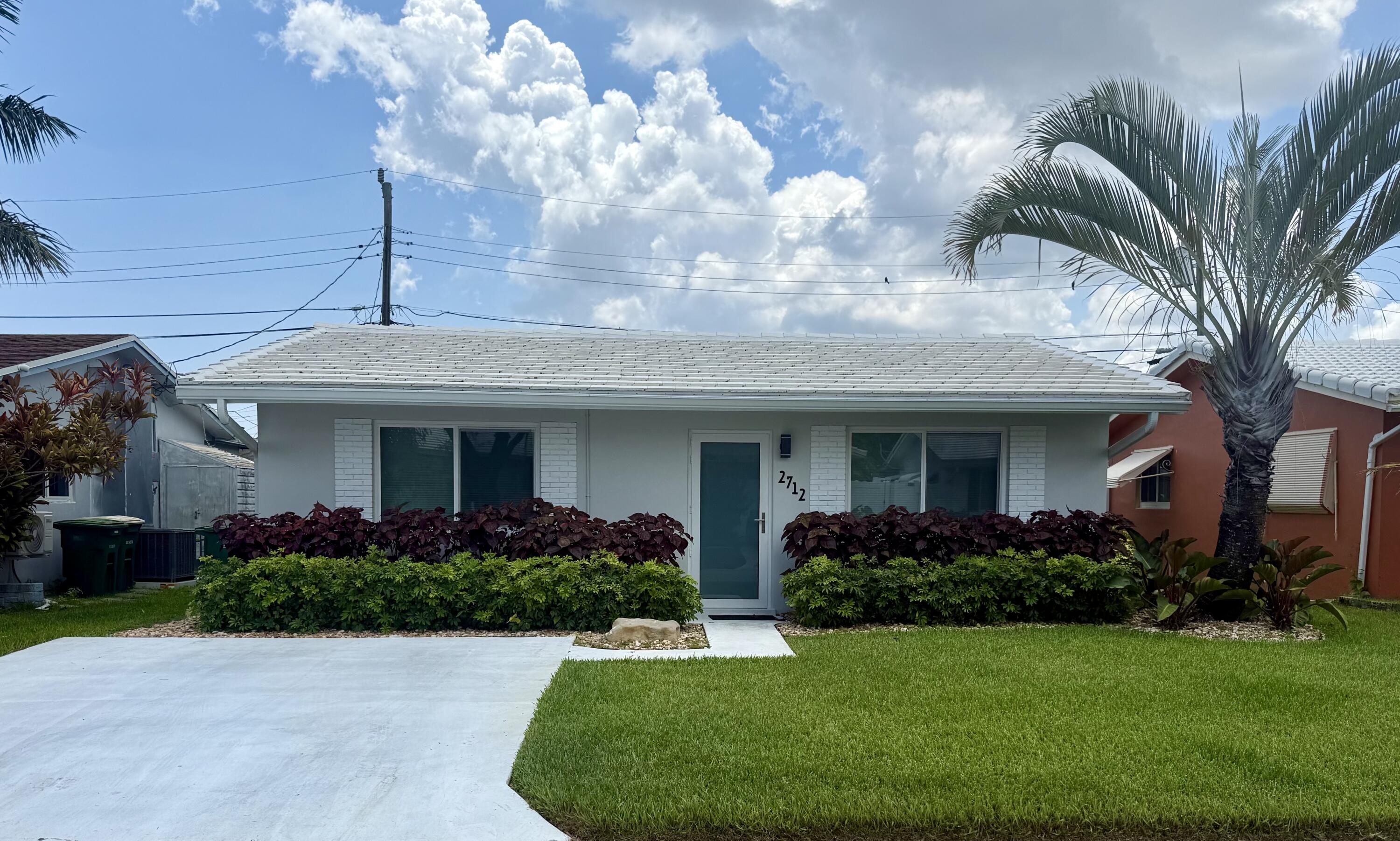 TAMARAC LAKES NORTH - Residential